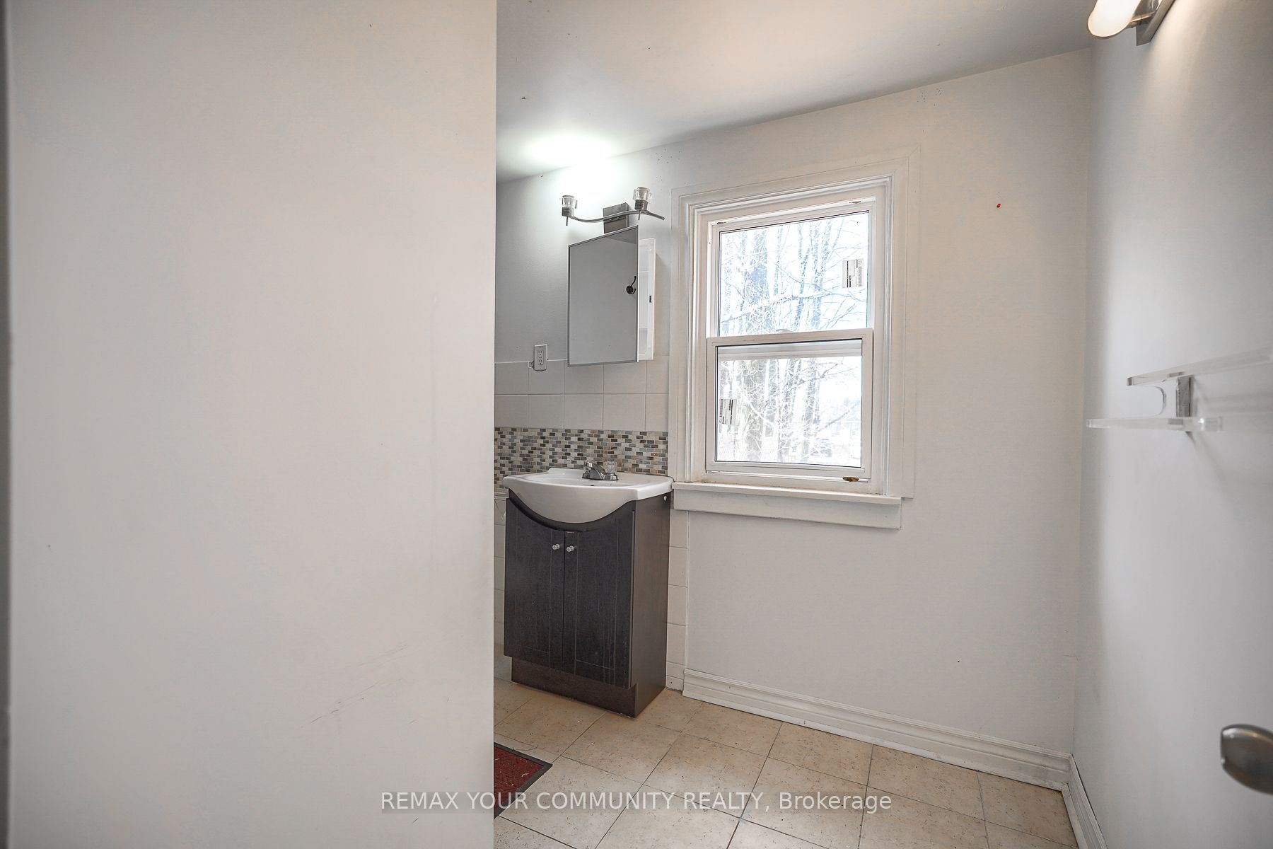 20364 St. Andrews Road Property Photo 22