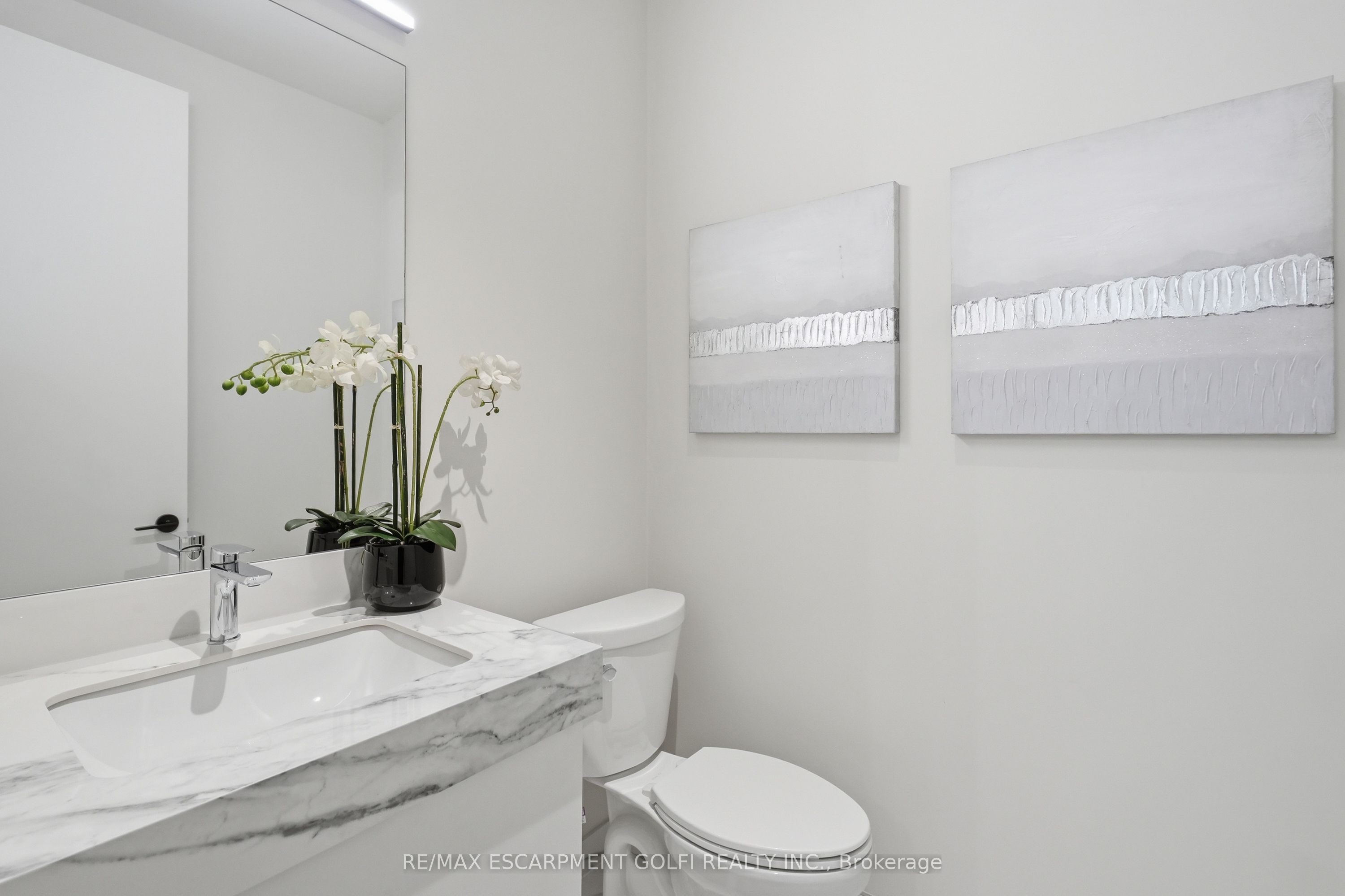 123 Maurice Drive 409 Property Photo 25
