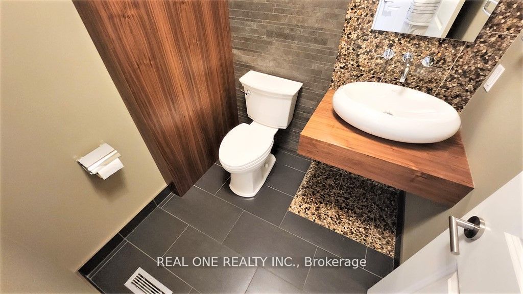 531 Jeanette Drive Property Photo 10