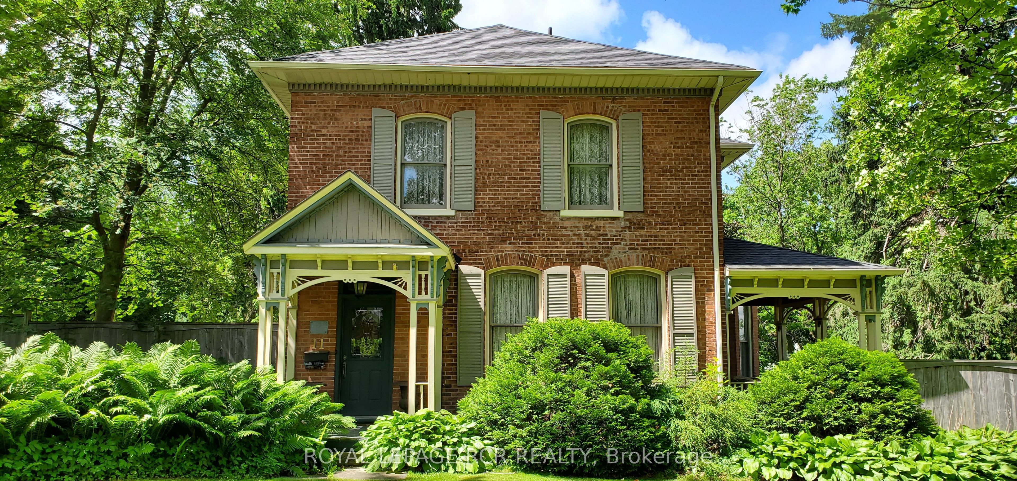 11 Third Avenue Property Photo 1