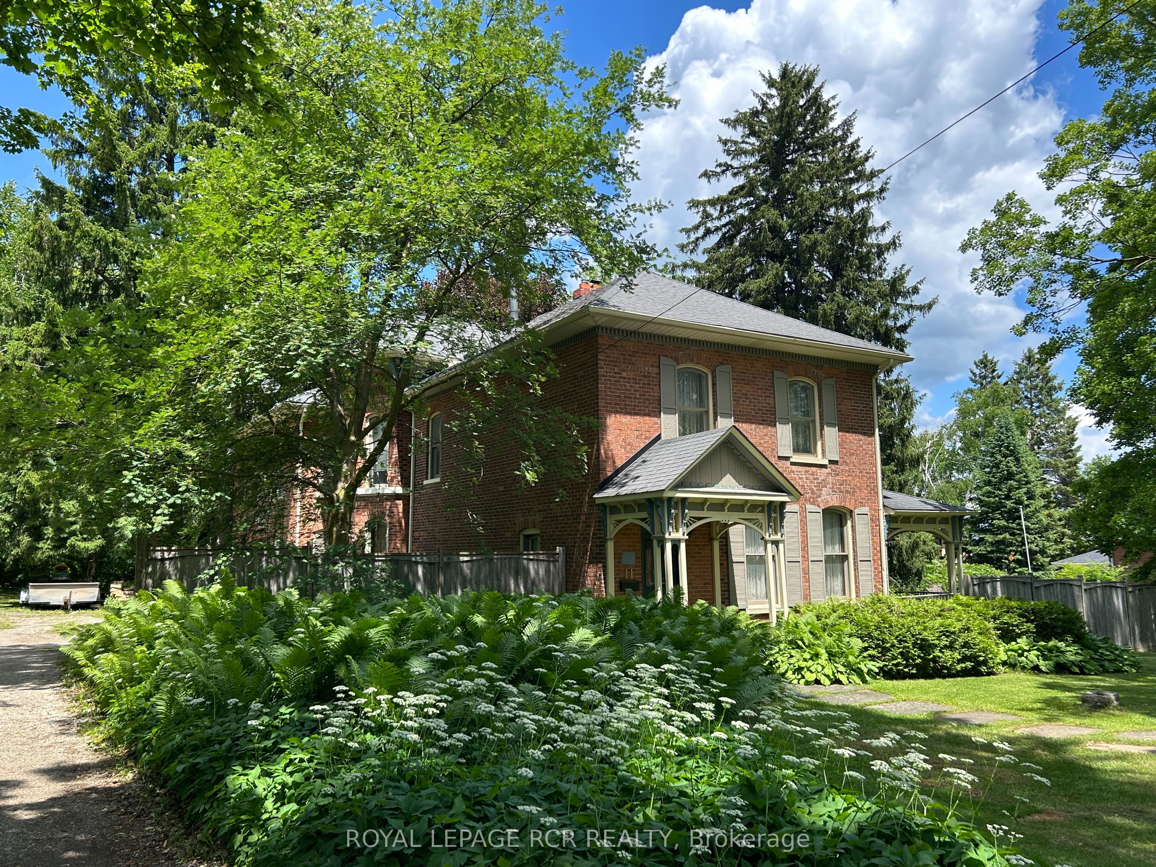 11 Third Avenue Property Photo 6