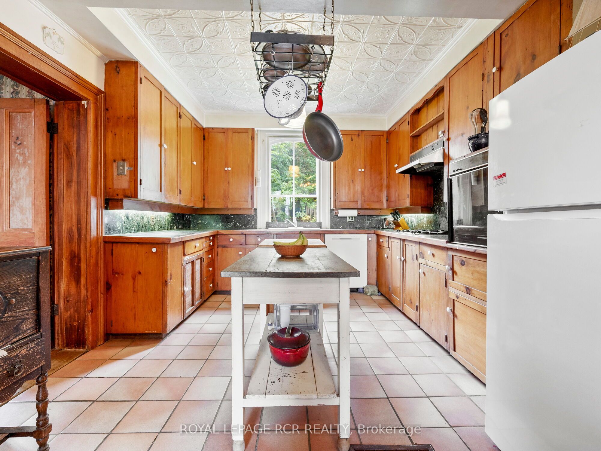 11 Third Avenue Property Photo 16