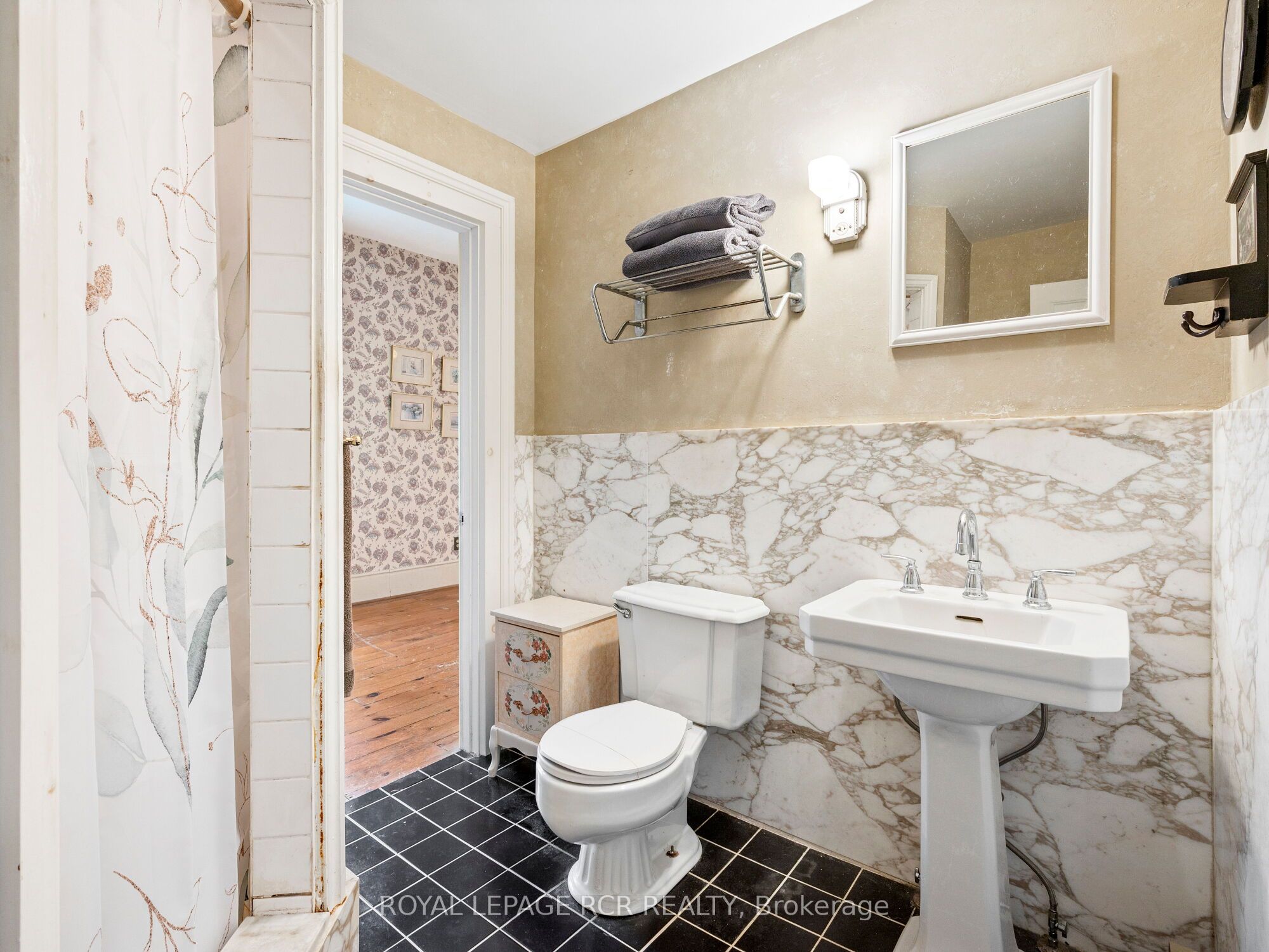 11 Third Avenue Property Photo 21