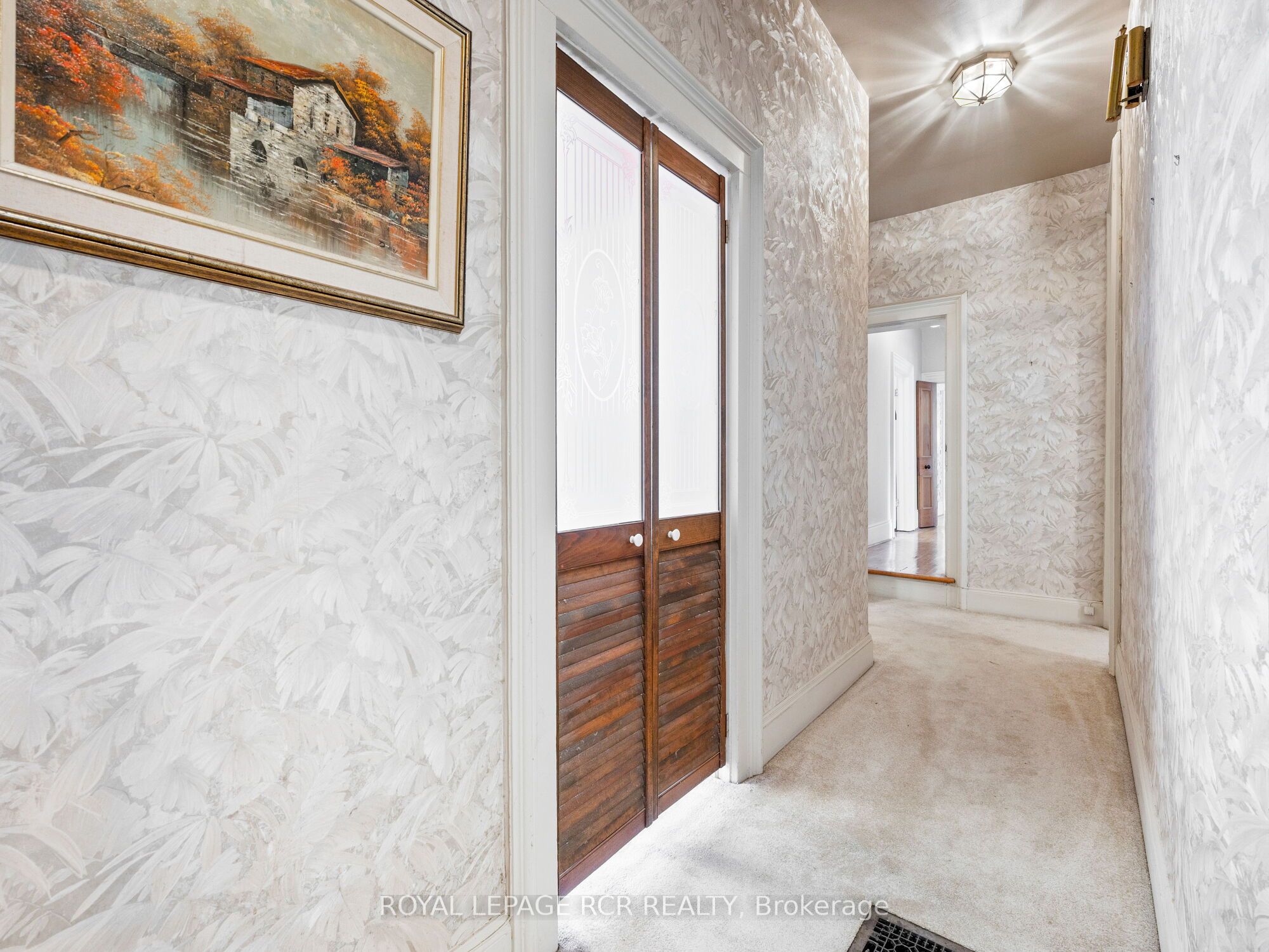 11 Third Avenue Property Photo 32