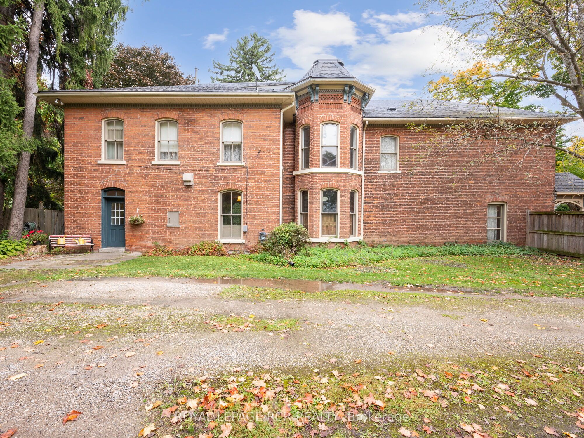 11 Third Avenue Property Photo 37