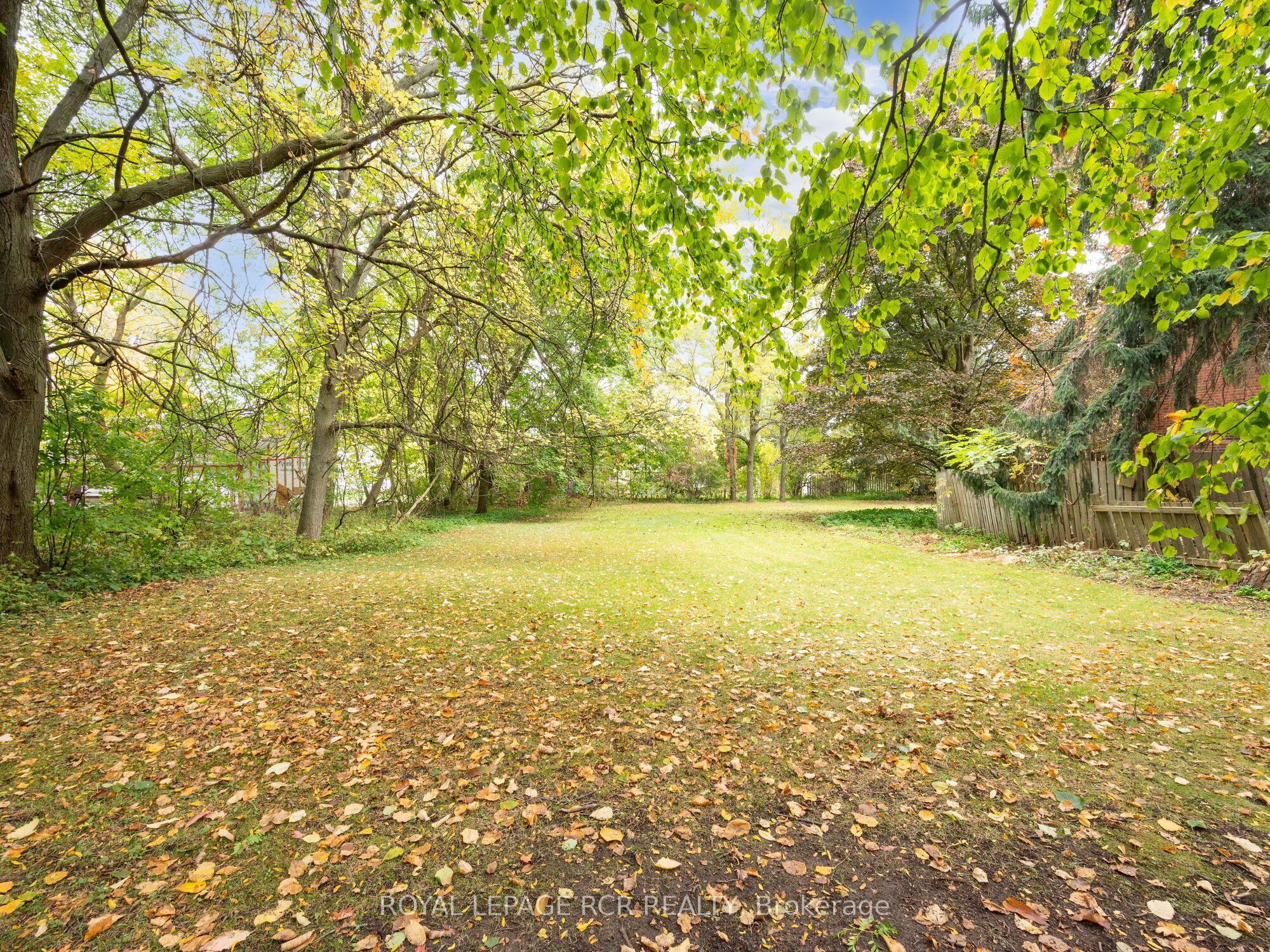 11 Third Avenue Property Photo 44