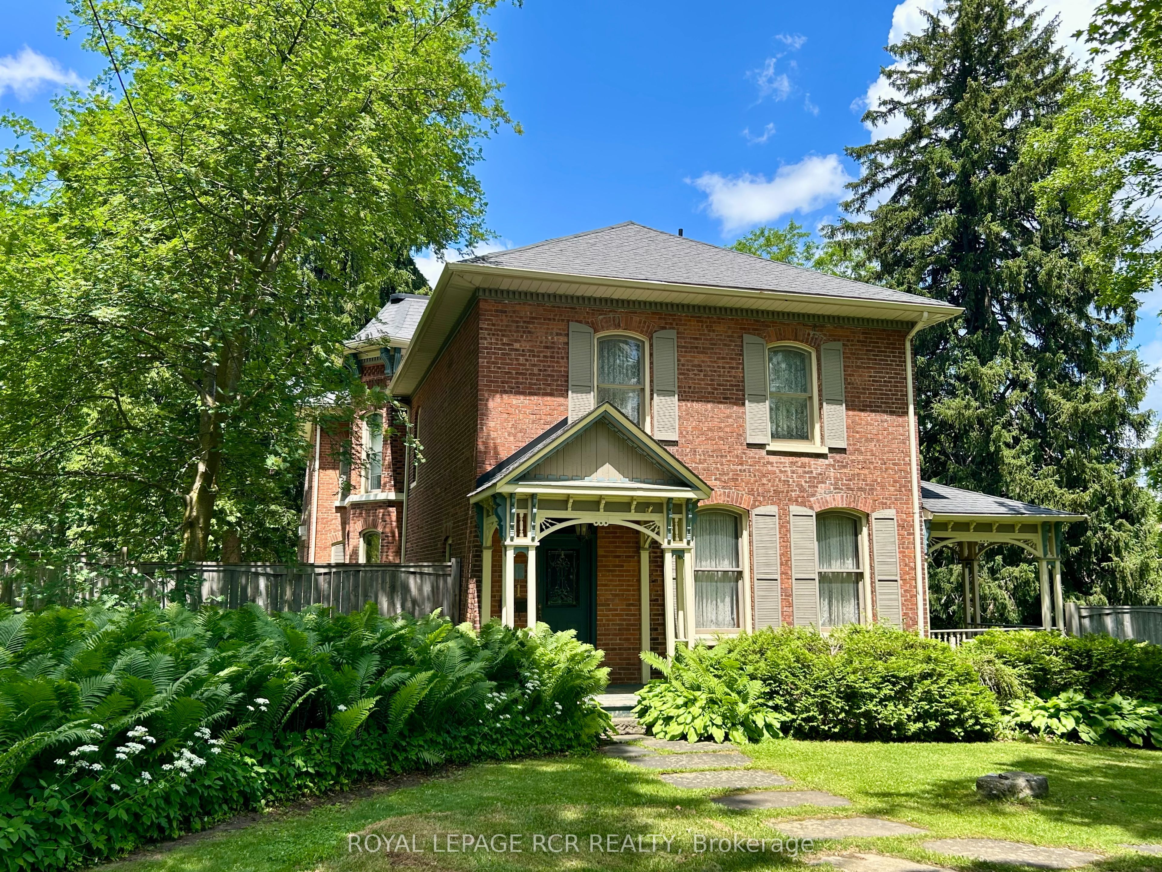 11 Third Avenue Property Photo 48