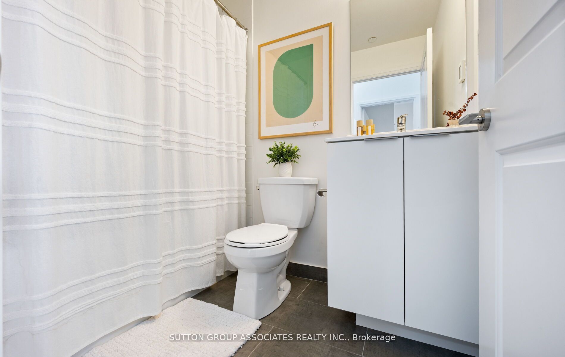 20 Shore Breeze Drive 703 Property Photo 27