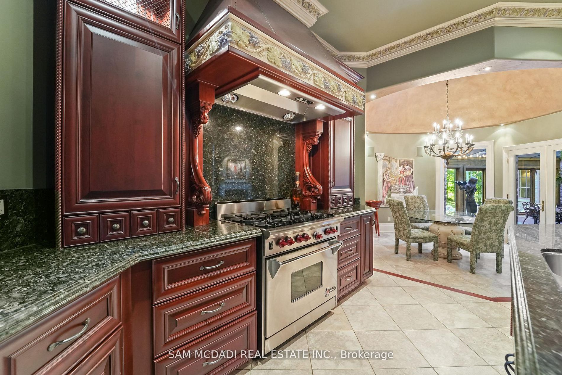 10140 Pineview Trail Property Photo 10