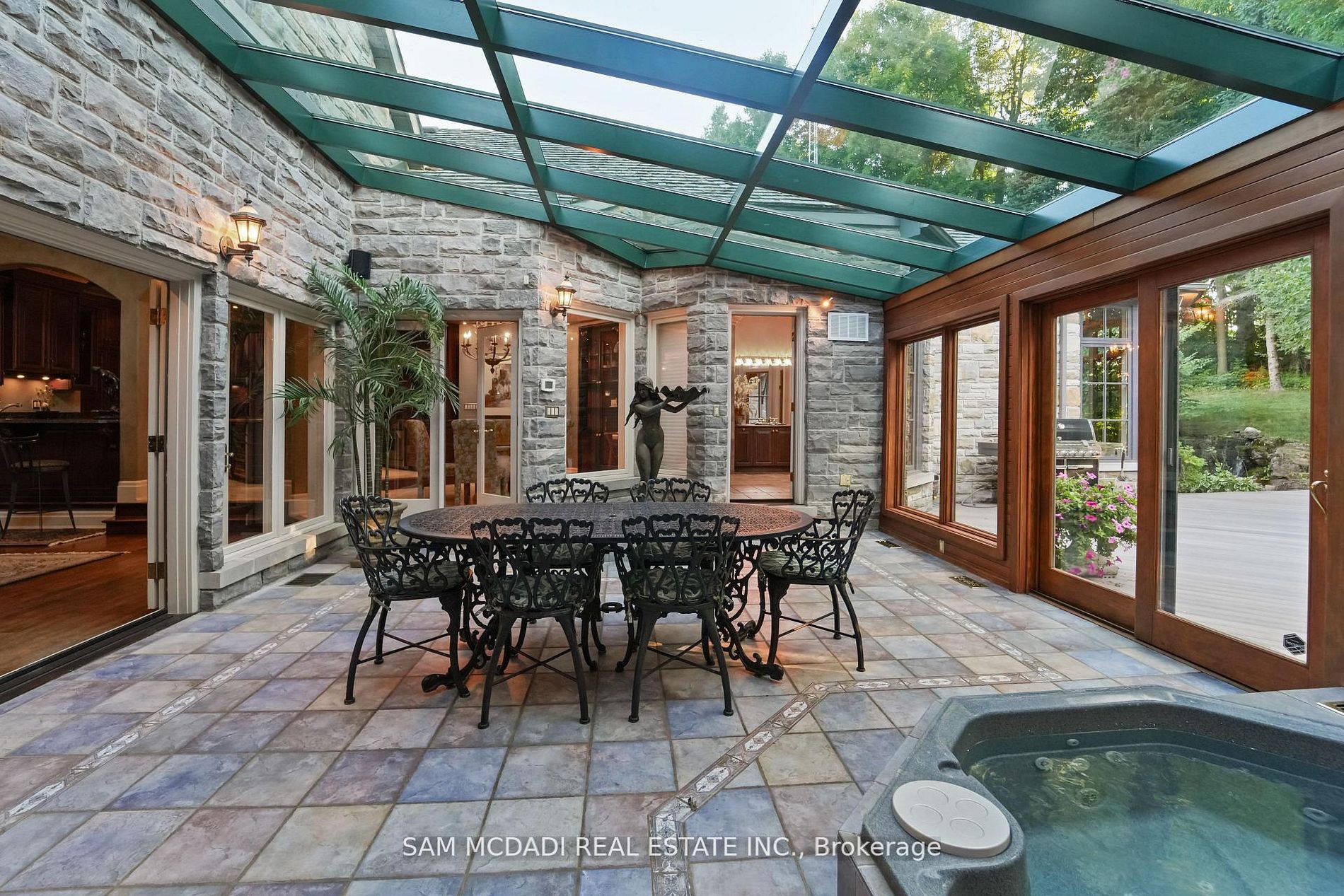10140 Pineview Trail Property Photo 14