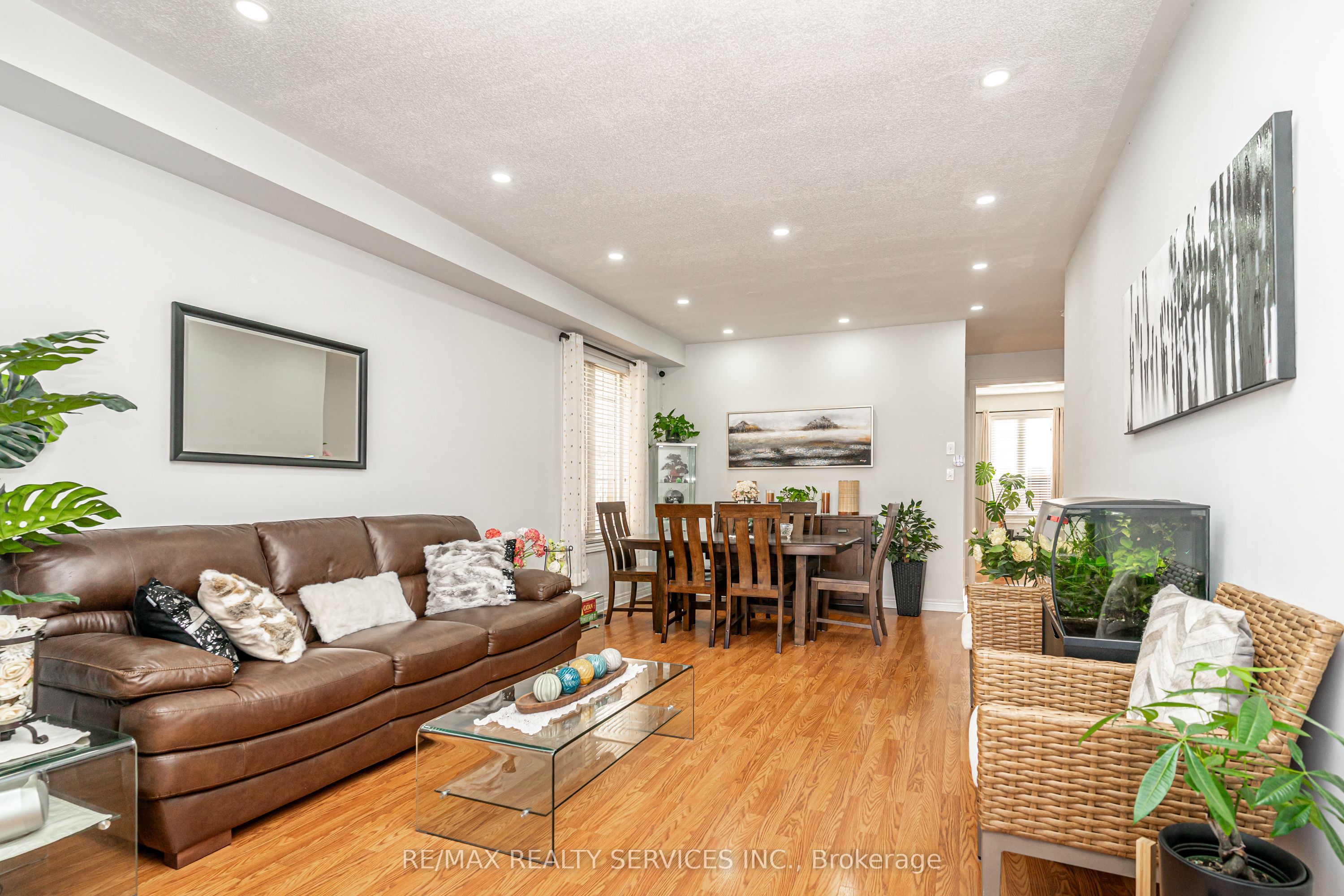 88 Sled Dog Road Property Photo 6