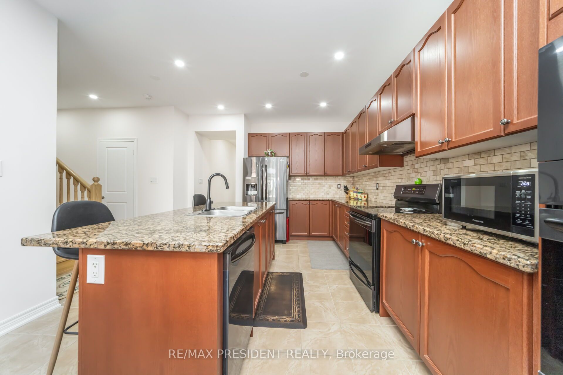 13 Clunburry Road Property Photo 17