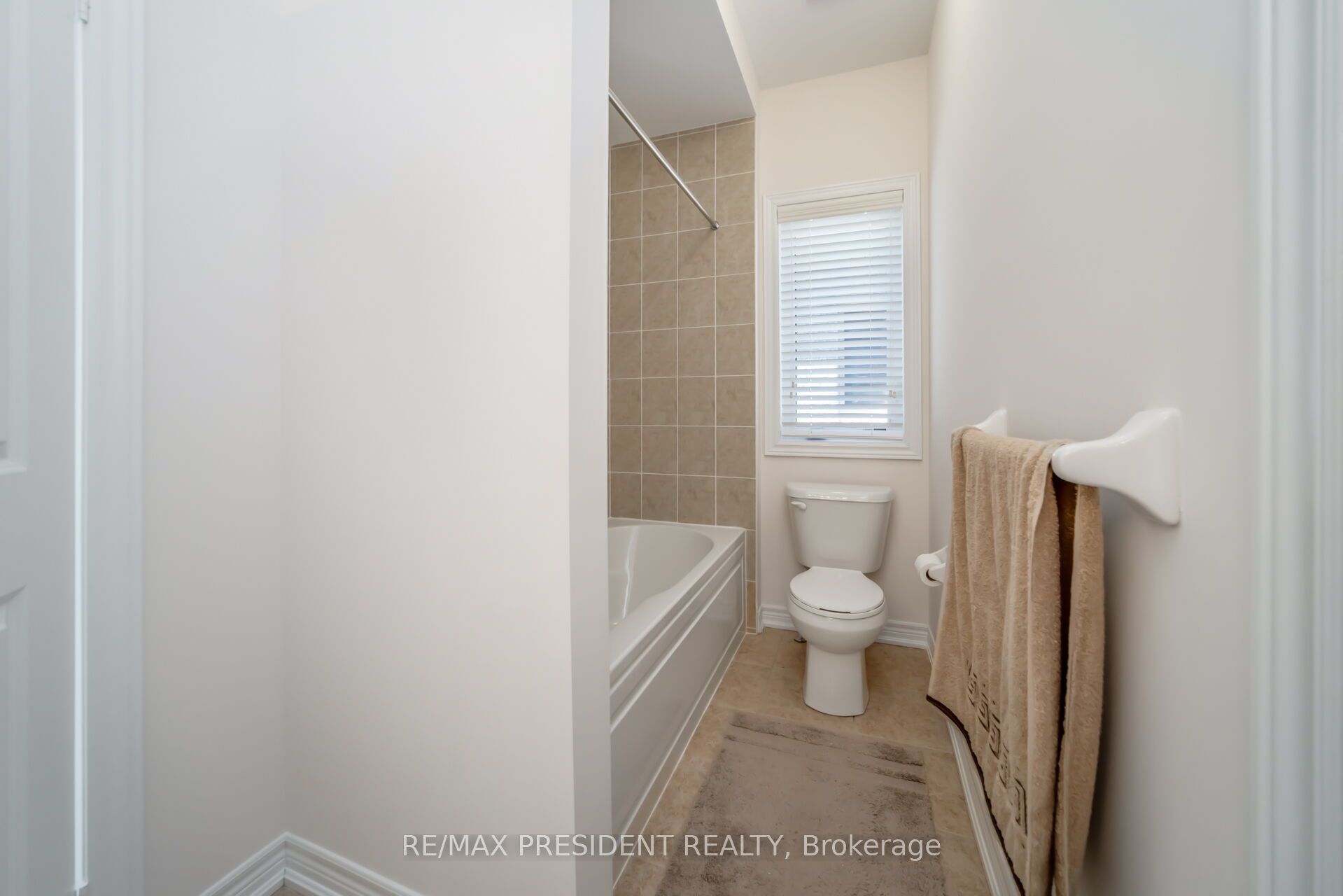13 Clunburry Road Property Photo 38