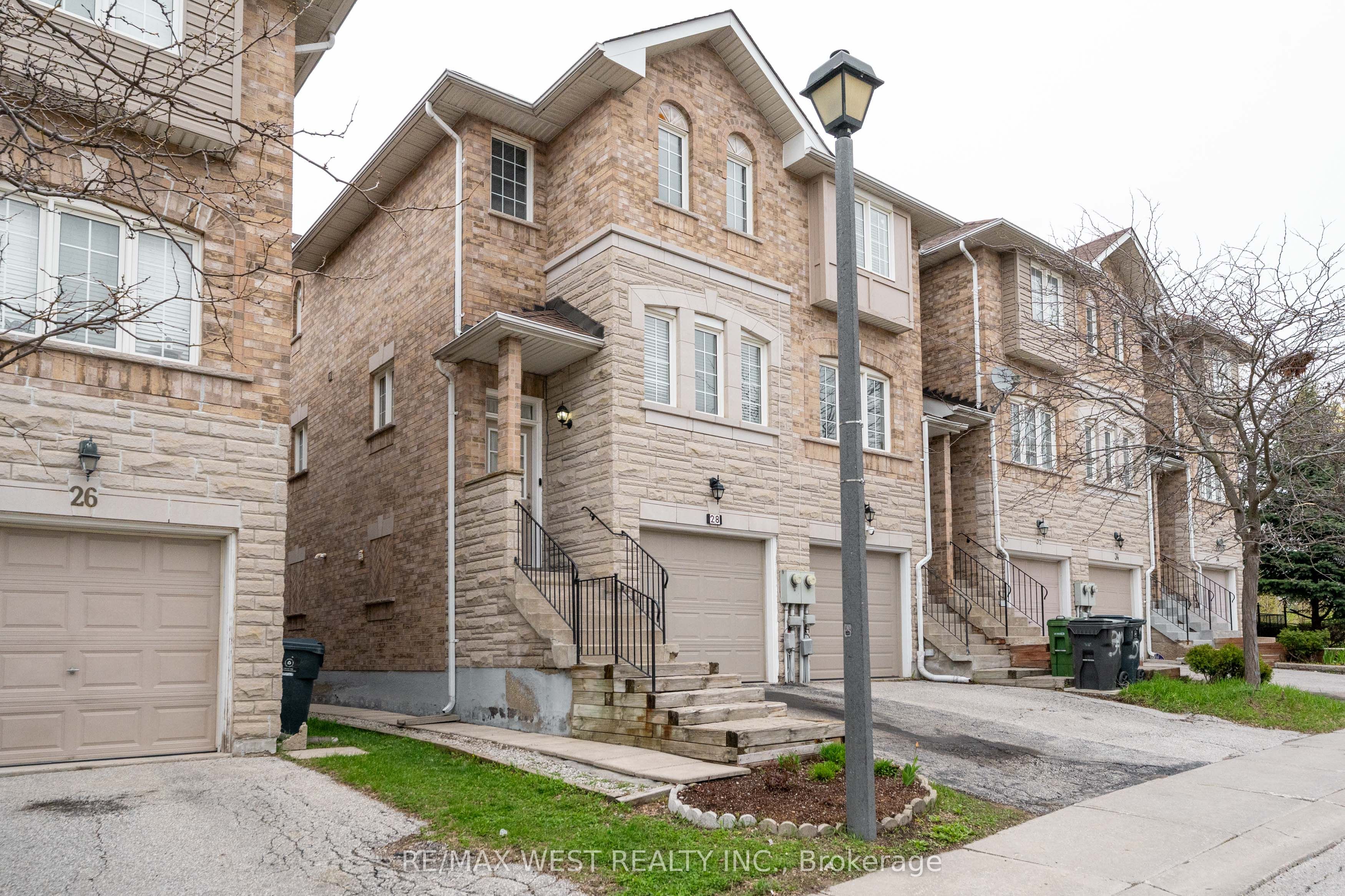 28 Shining Star Crescent Property Photo 4