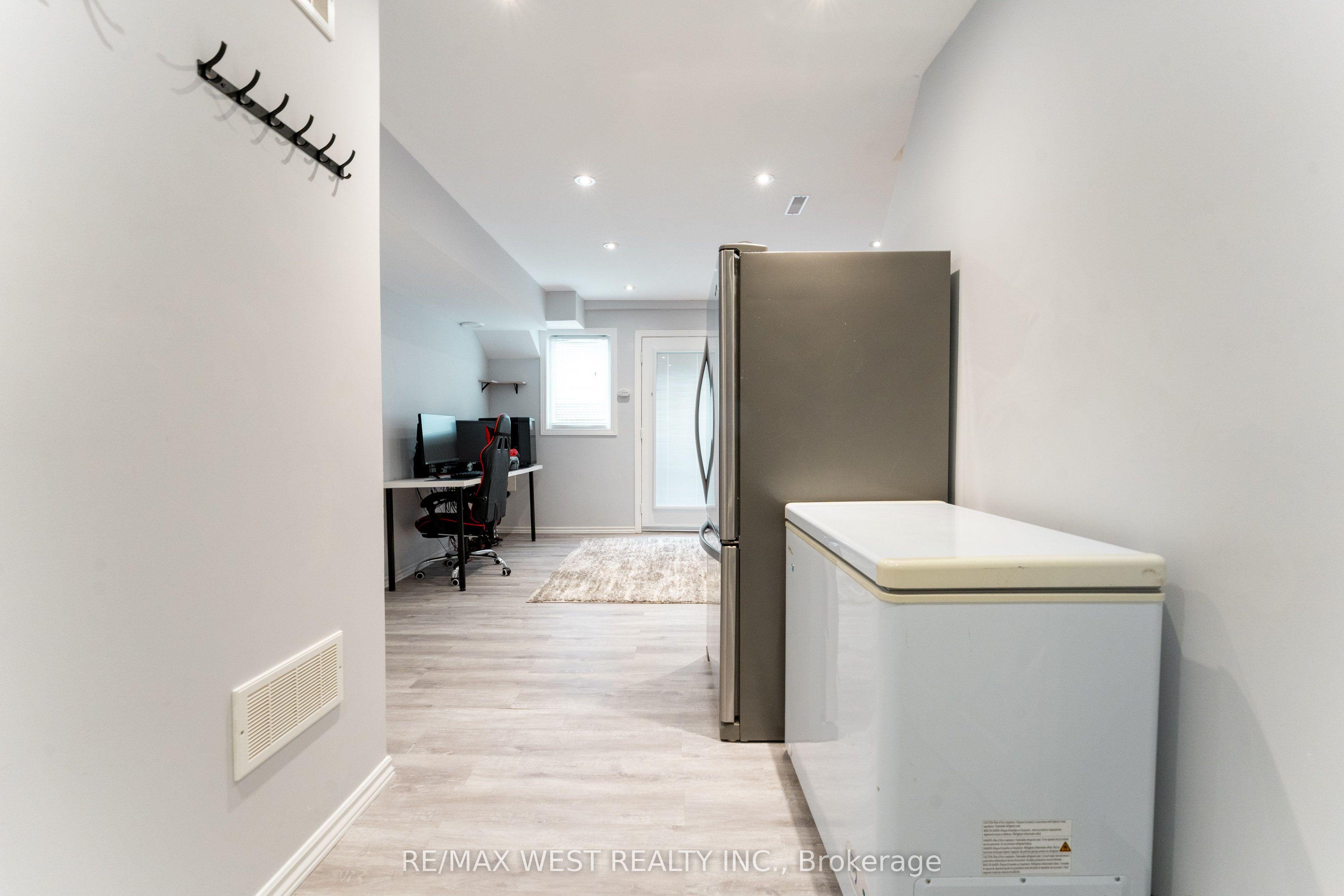 28 Shining Star Crescent Property Photo 36