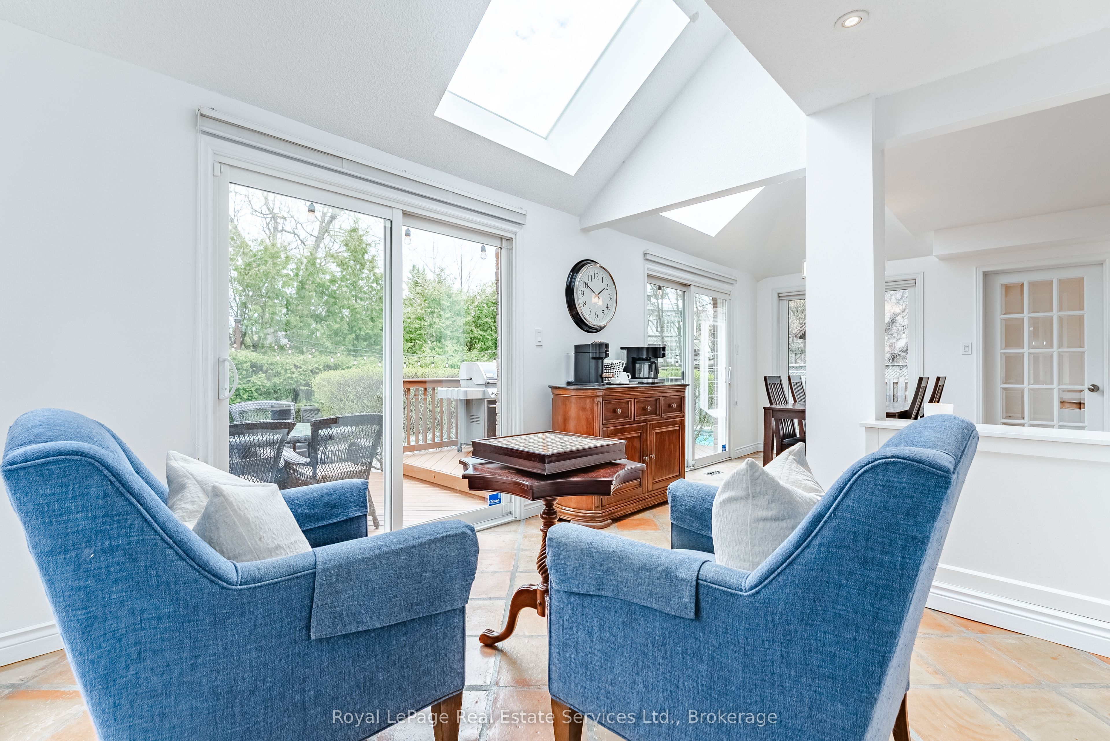 2082 Mississauga Road Property Photo 19