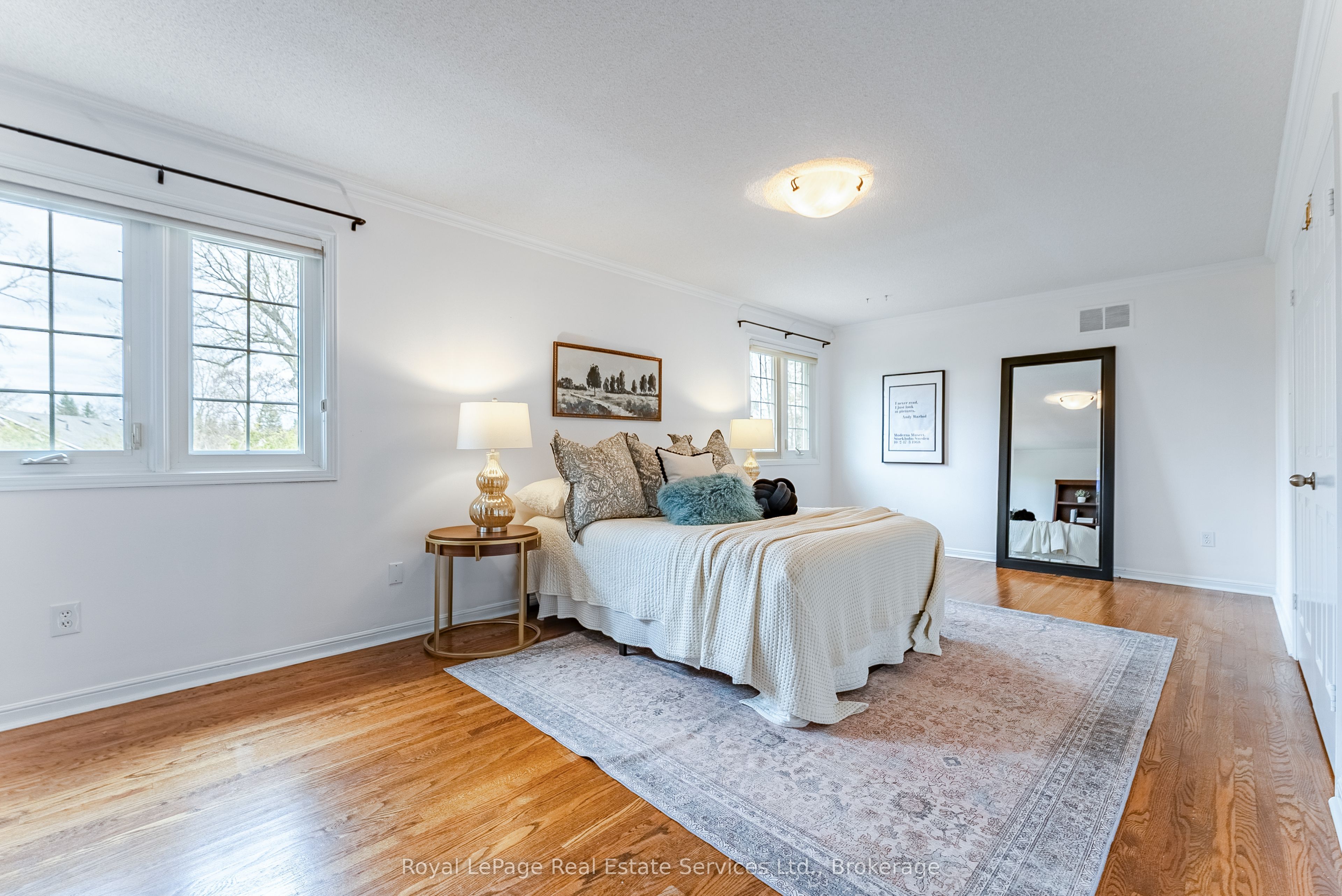 2082 Mississauga Road Property Photo 26