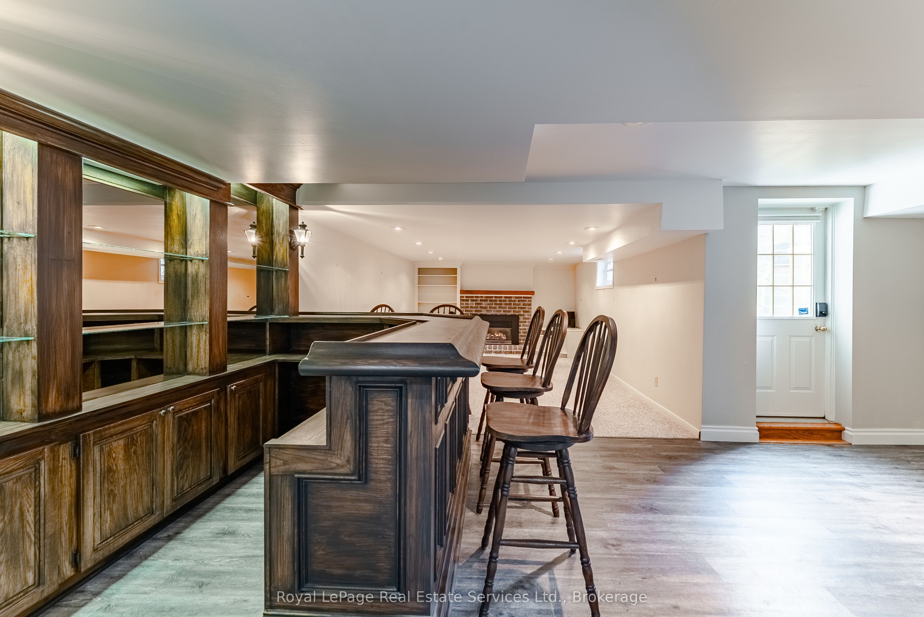 2082 Mississauga Road Property Photo 41