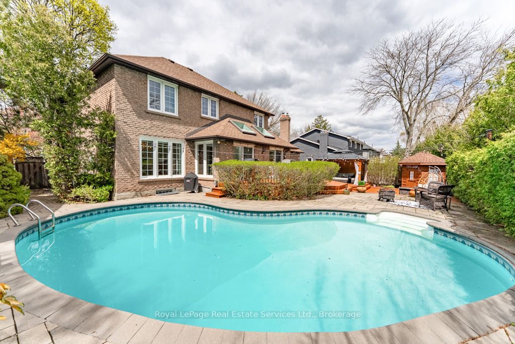 2082 Mississauga Road Property Photo 48