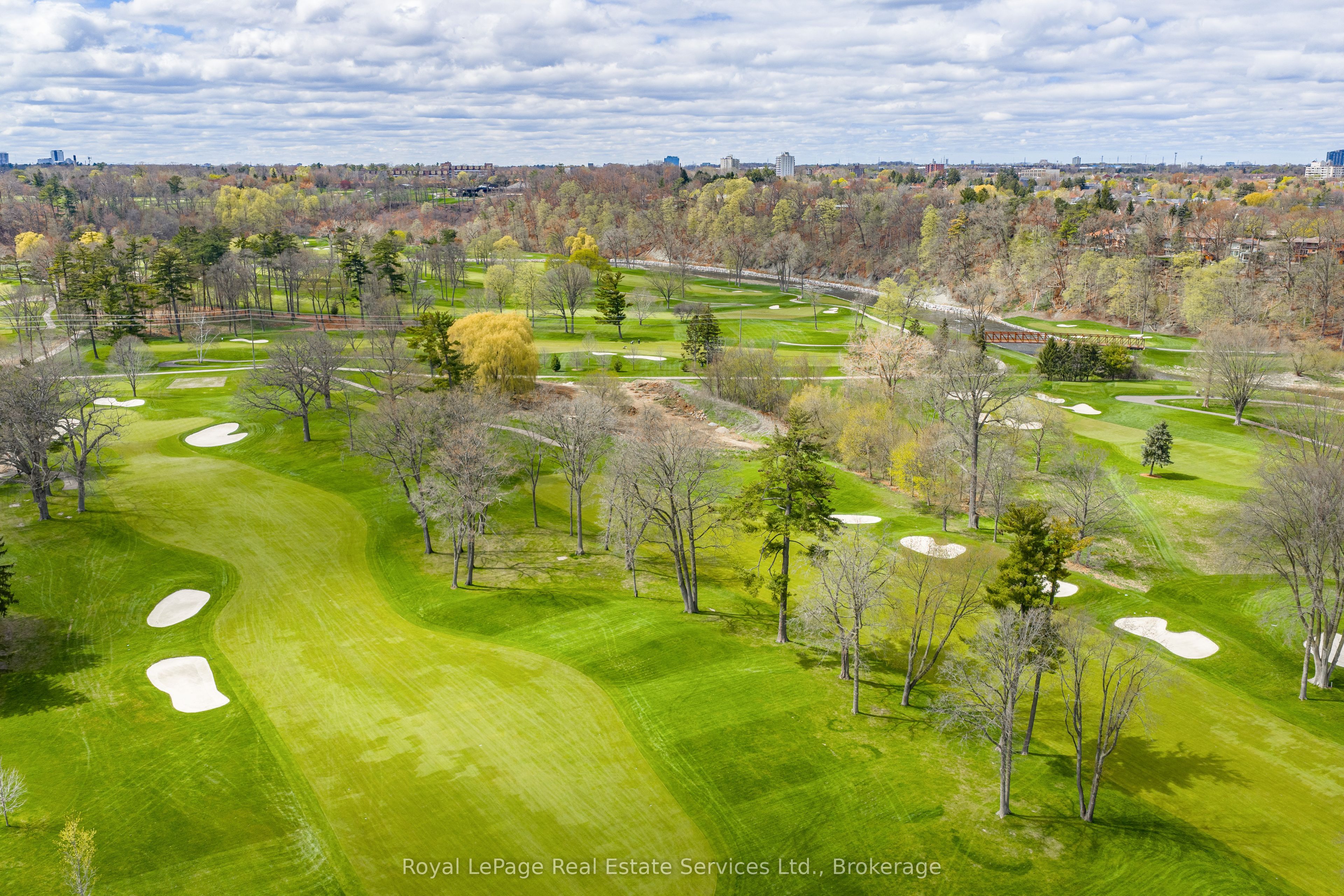2082 Mississauga Road Property Photo 49
