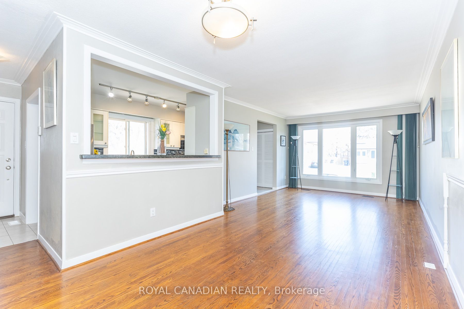 16 Gambello Crescent Property Photo 11