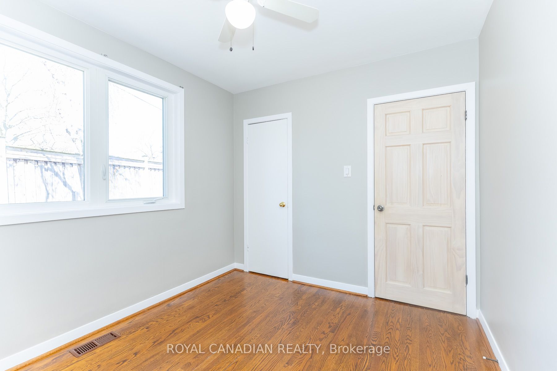 16 Gambello Crescent Property Photo 34