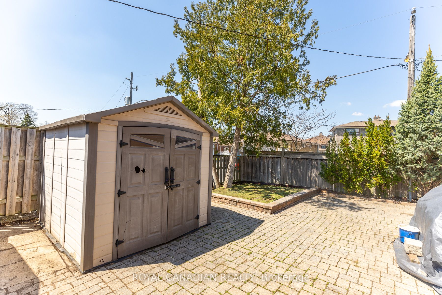 16 Gambello Crescent Property Photo 48
