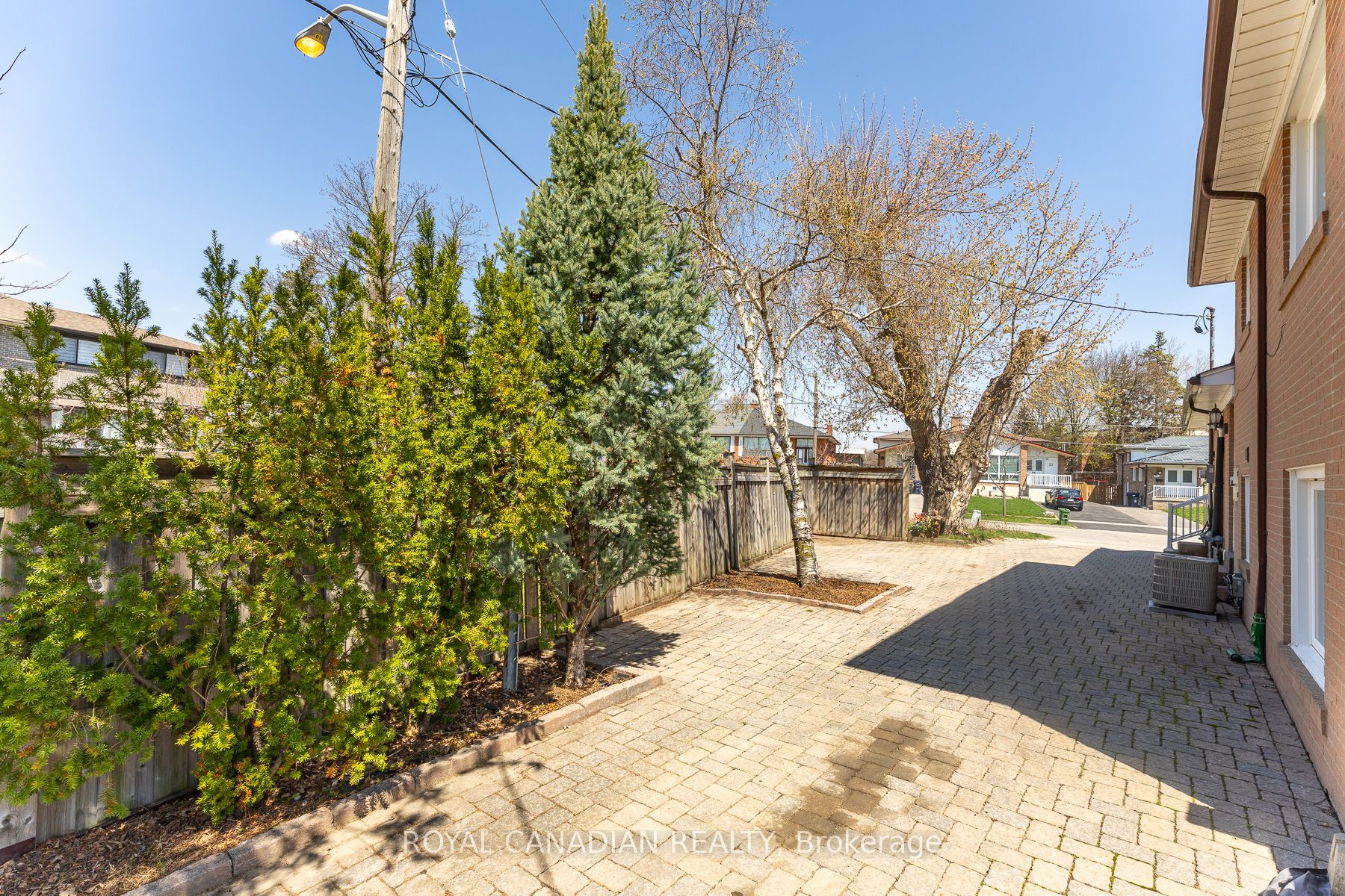 16 Gambello Crescent Property Photo 49
