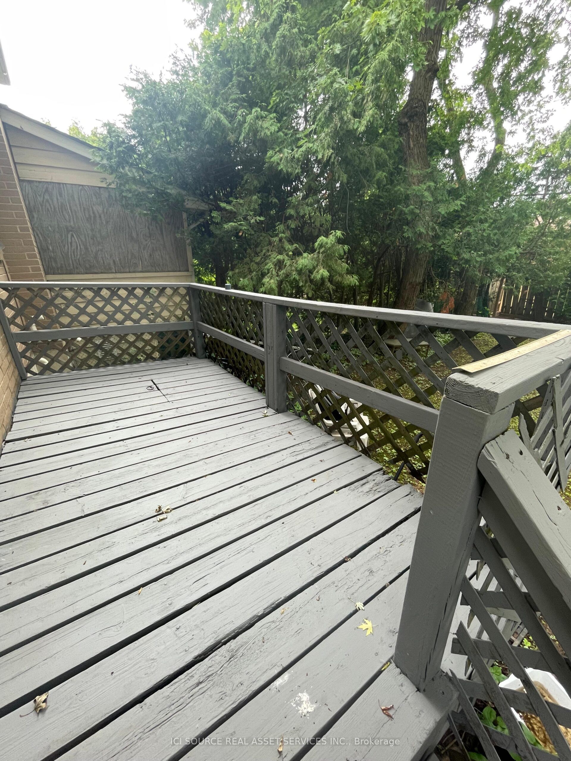 532 Appleby Line Property Photo 6