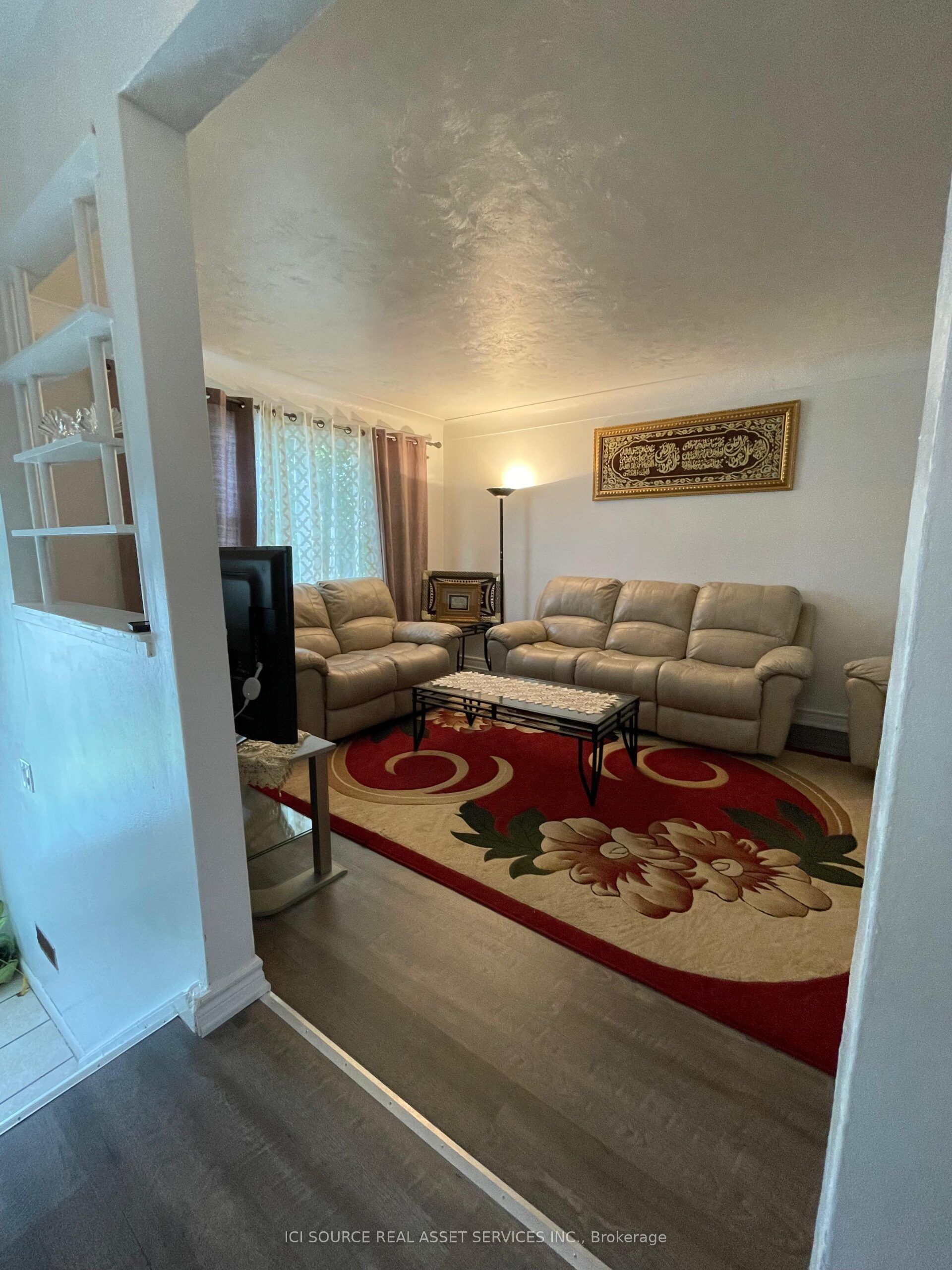 532 Appleby Line Property Photo 17