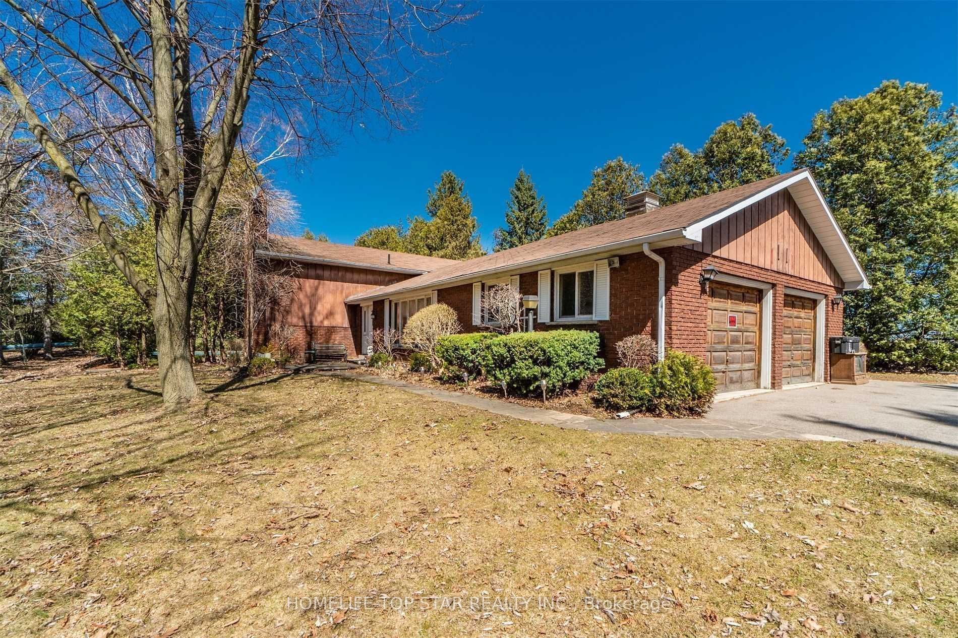 8733 Heritage Road Property Photo 1