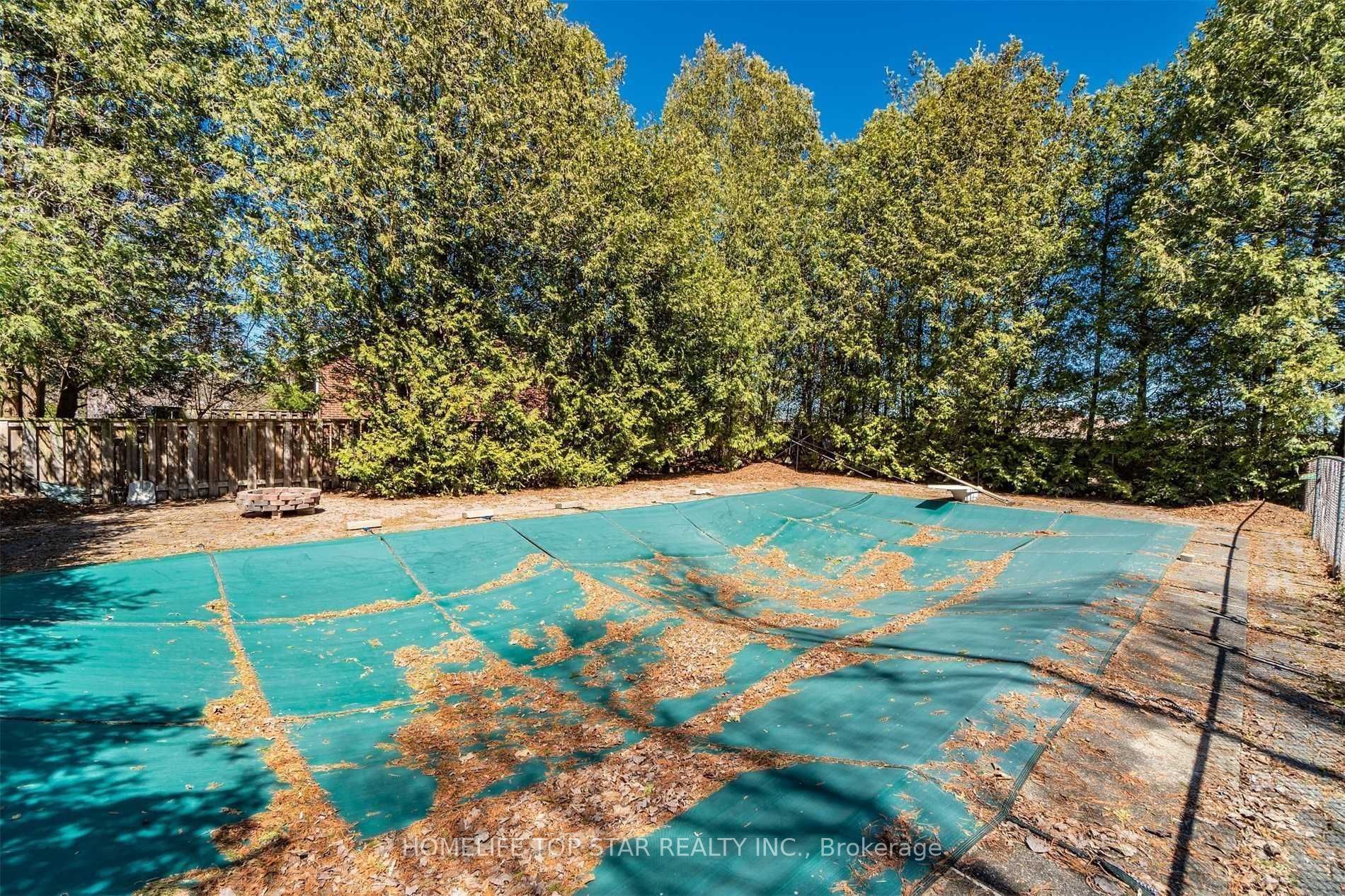 8733 Heritage Road Property Photo 5