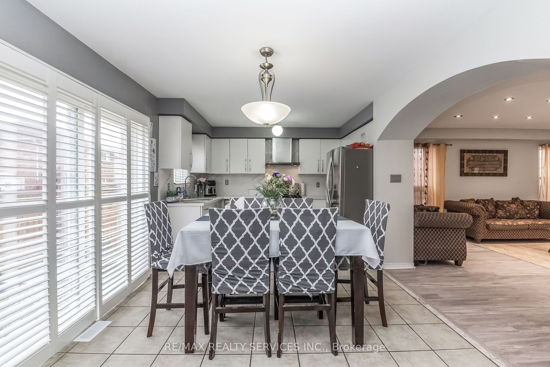 359 Edenbrook Hill Drive Property Photo 13