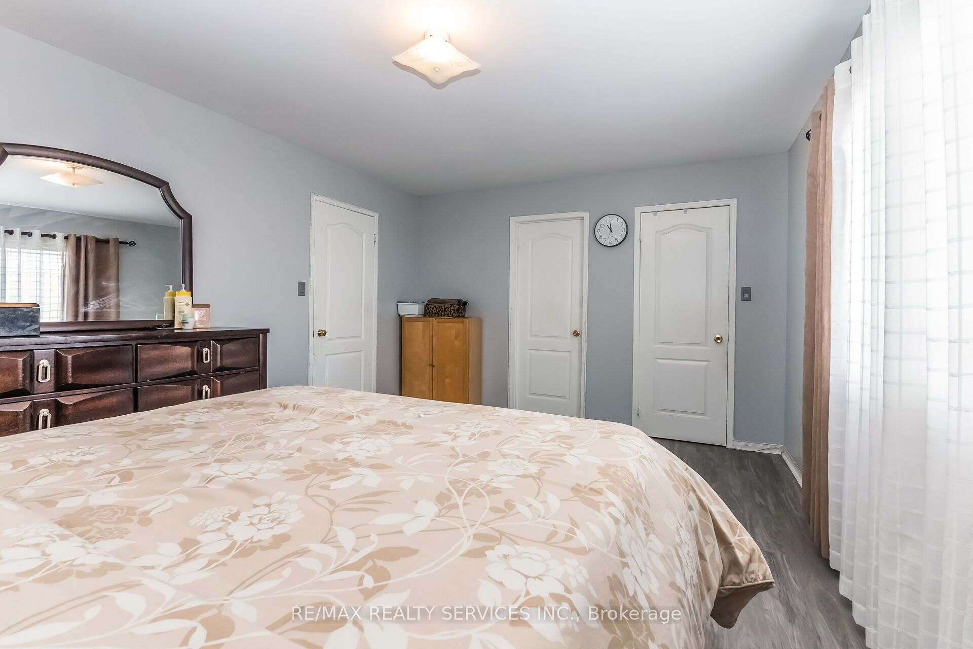 359 Edenbrook Hill Drive Property Photo 19