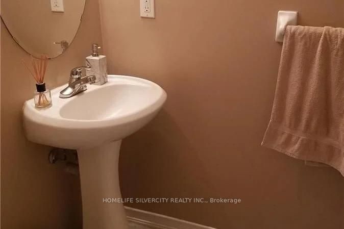 222 Edenbrook Hill Drive Property Photo 7