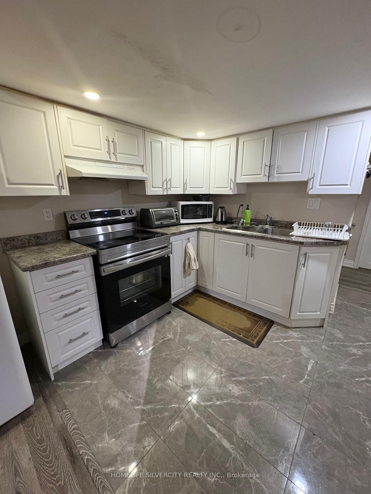 222 Edenbrook Hill Drive Property Photo 15