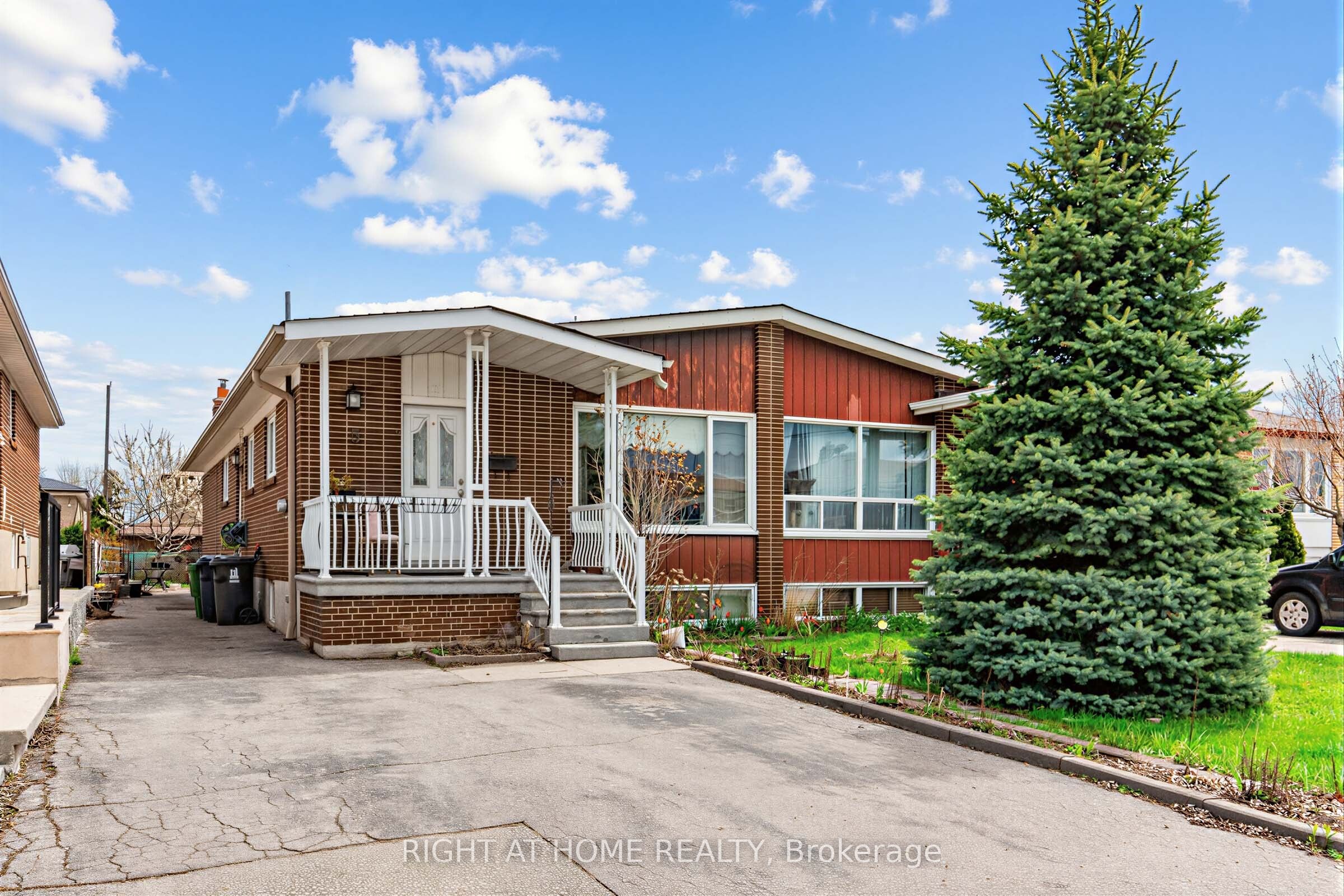 5 Thwaite Avenue Property Photo 2