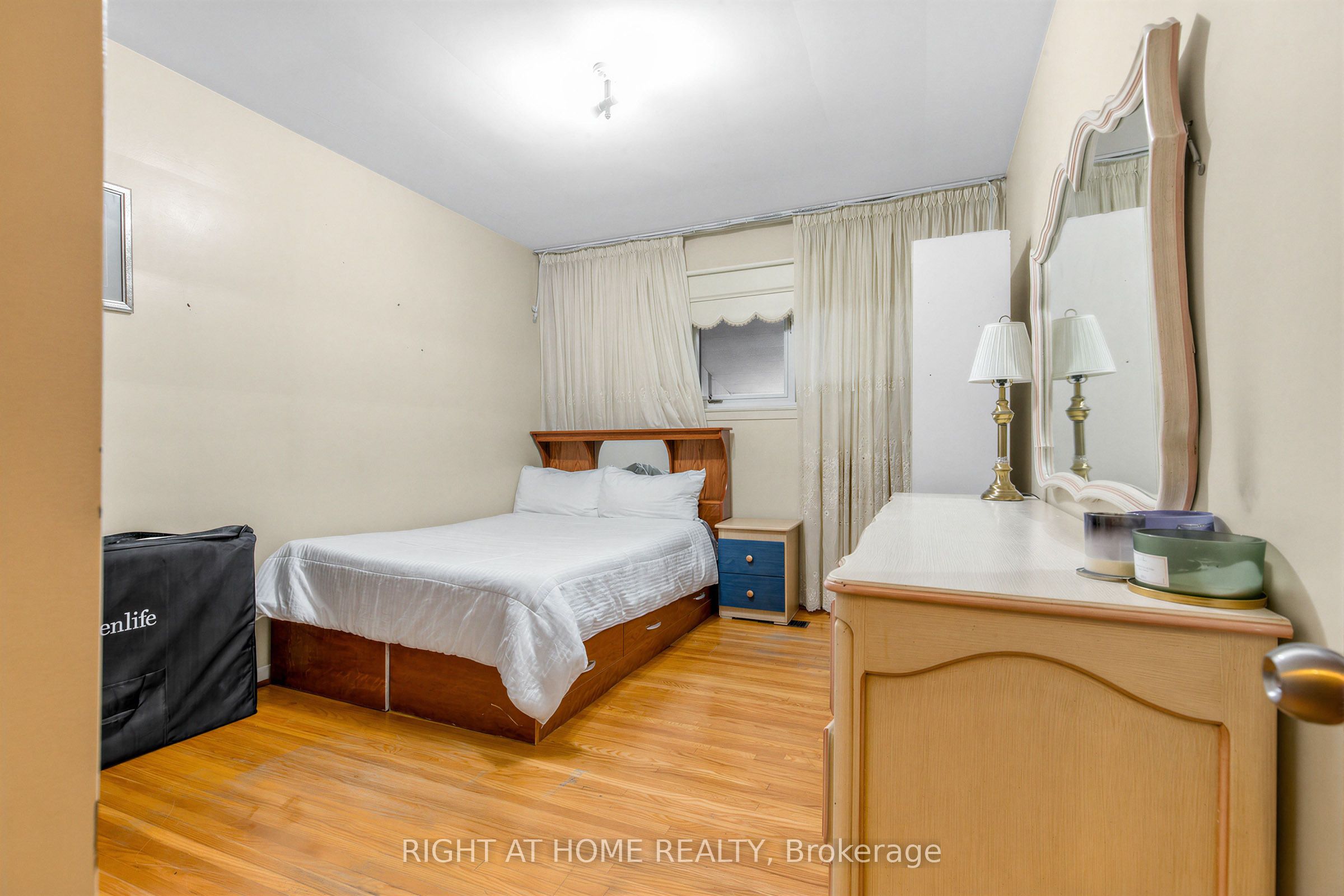 5 Thwaite Avenue Property Photo 14