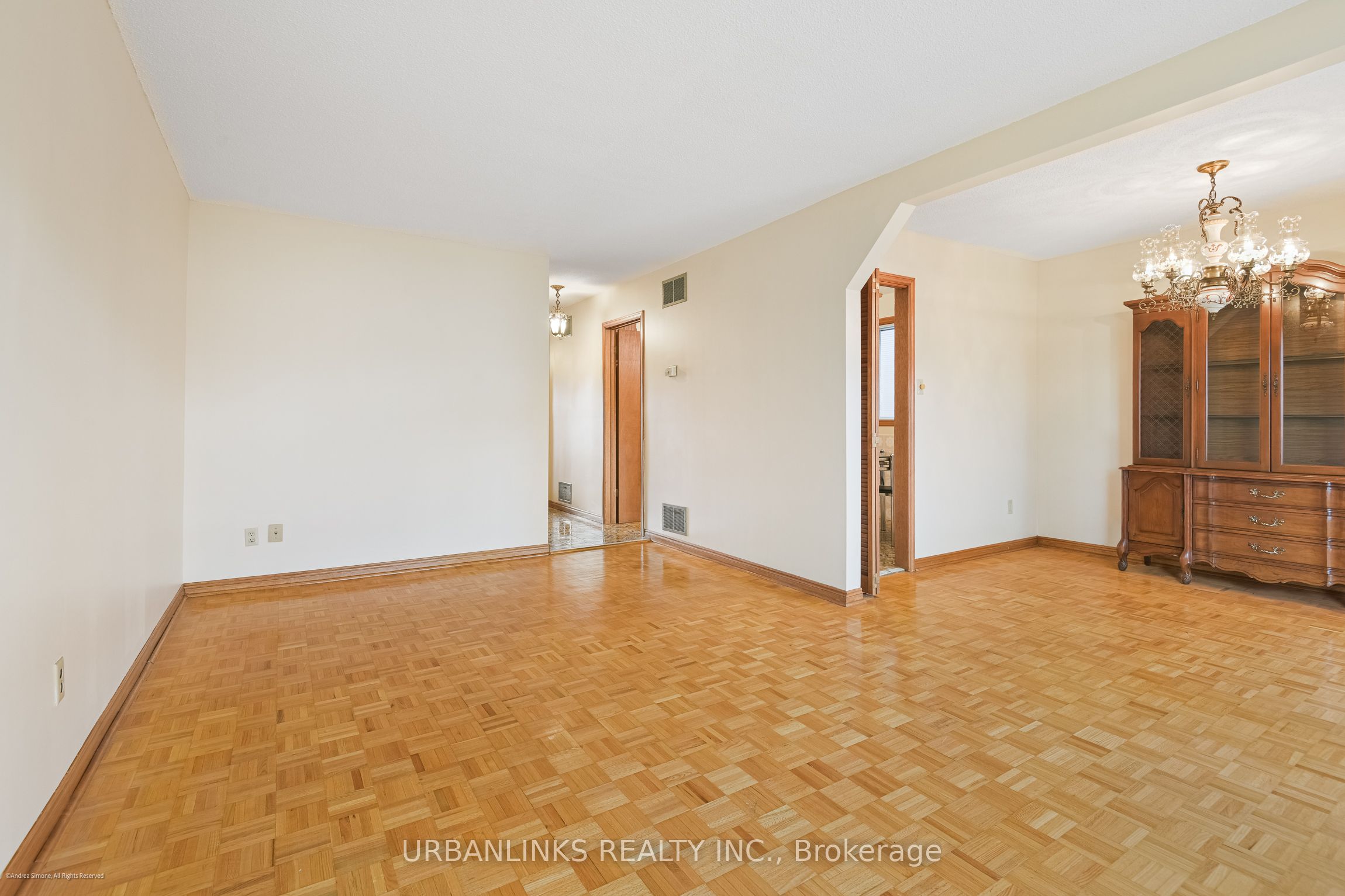 78 Evans Avenue Property Photo 12