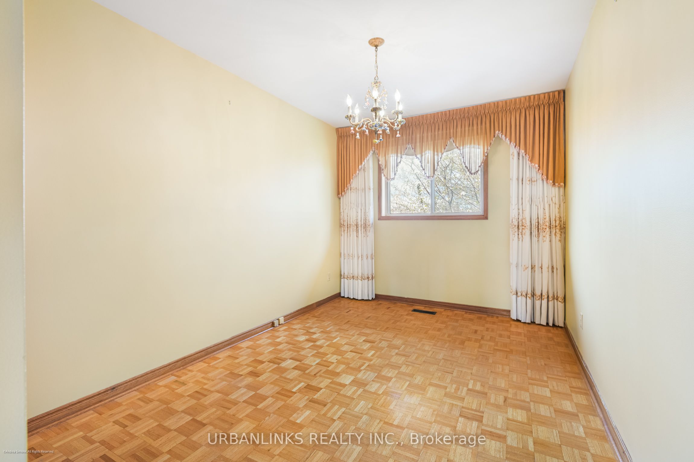 78 Evans Avenue Property Photo 21