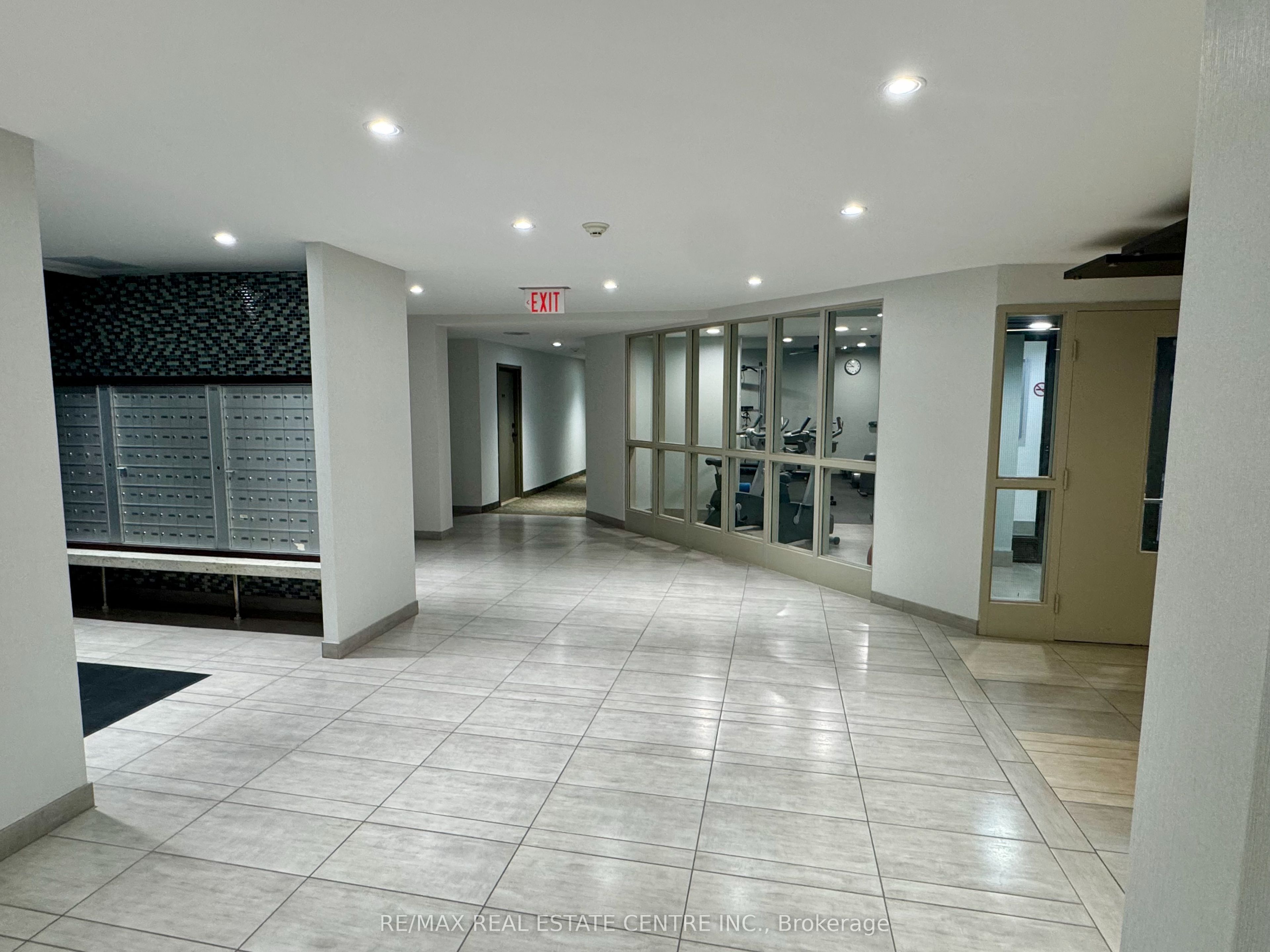 200 Robert Speck Parkway 2006 Property Photo 5