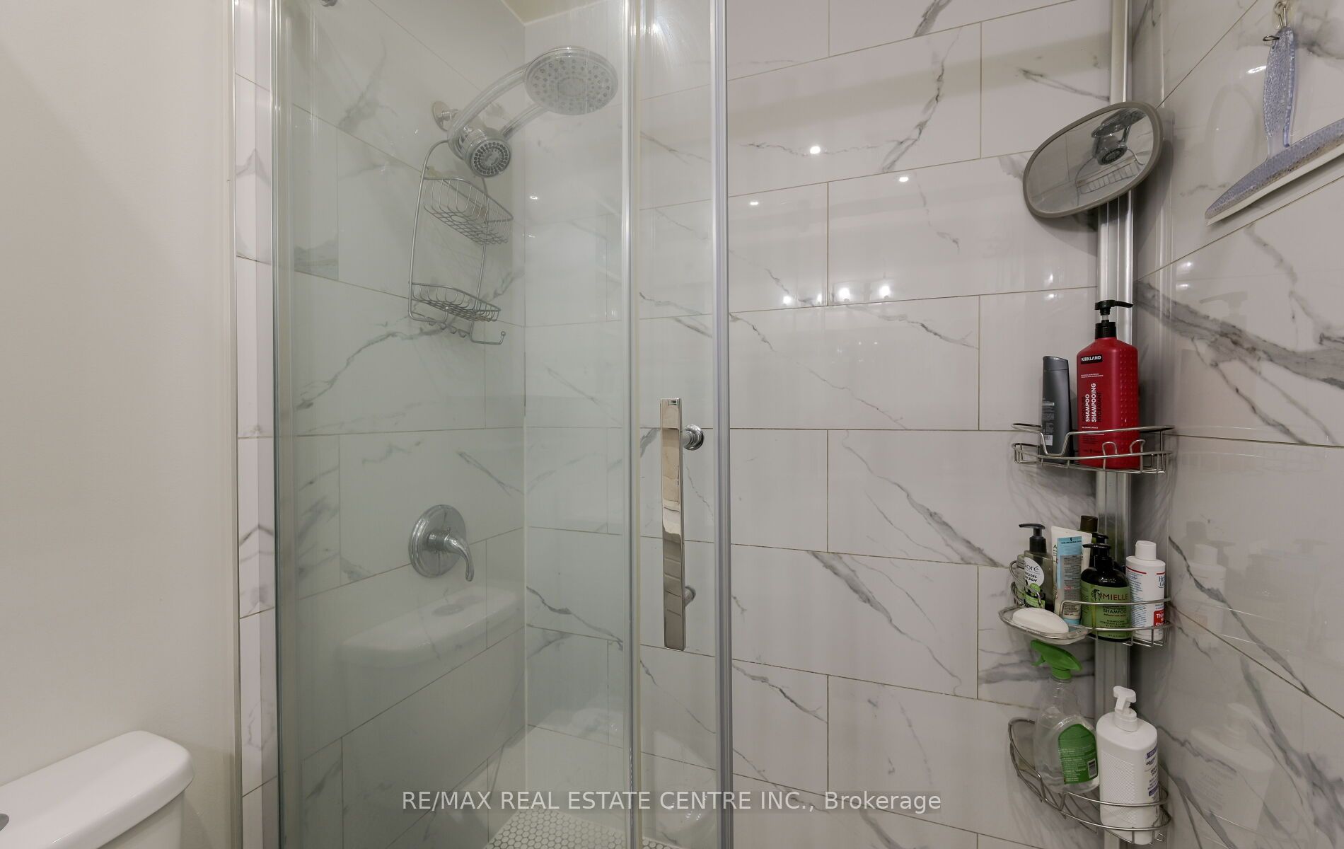 200 Robert Speck Parkway 2006 Property Photo 25