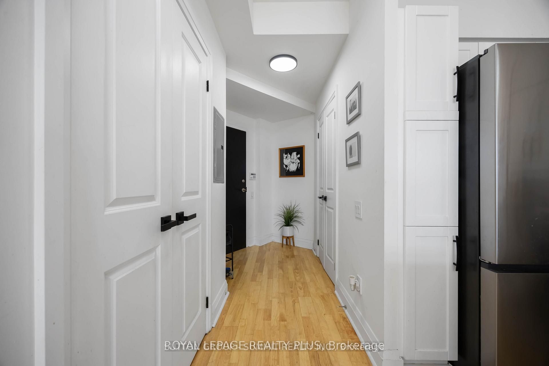 15 Windermere Avenue Ph01 Property Photo 5