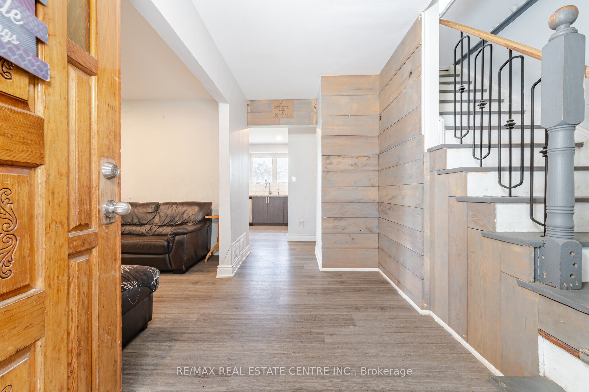 12386 Creditview Road Property Photo 8