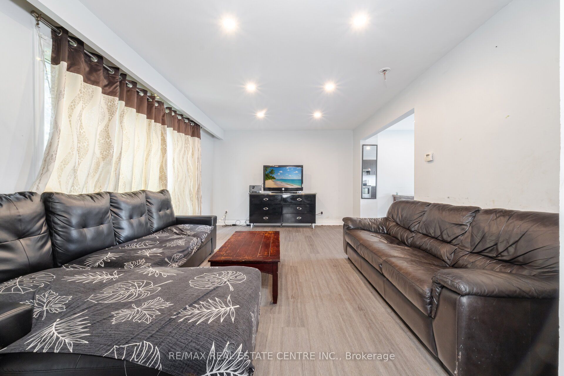 12386 Creditview Road Property Photo 11