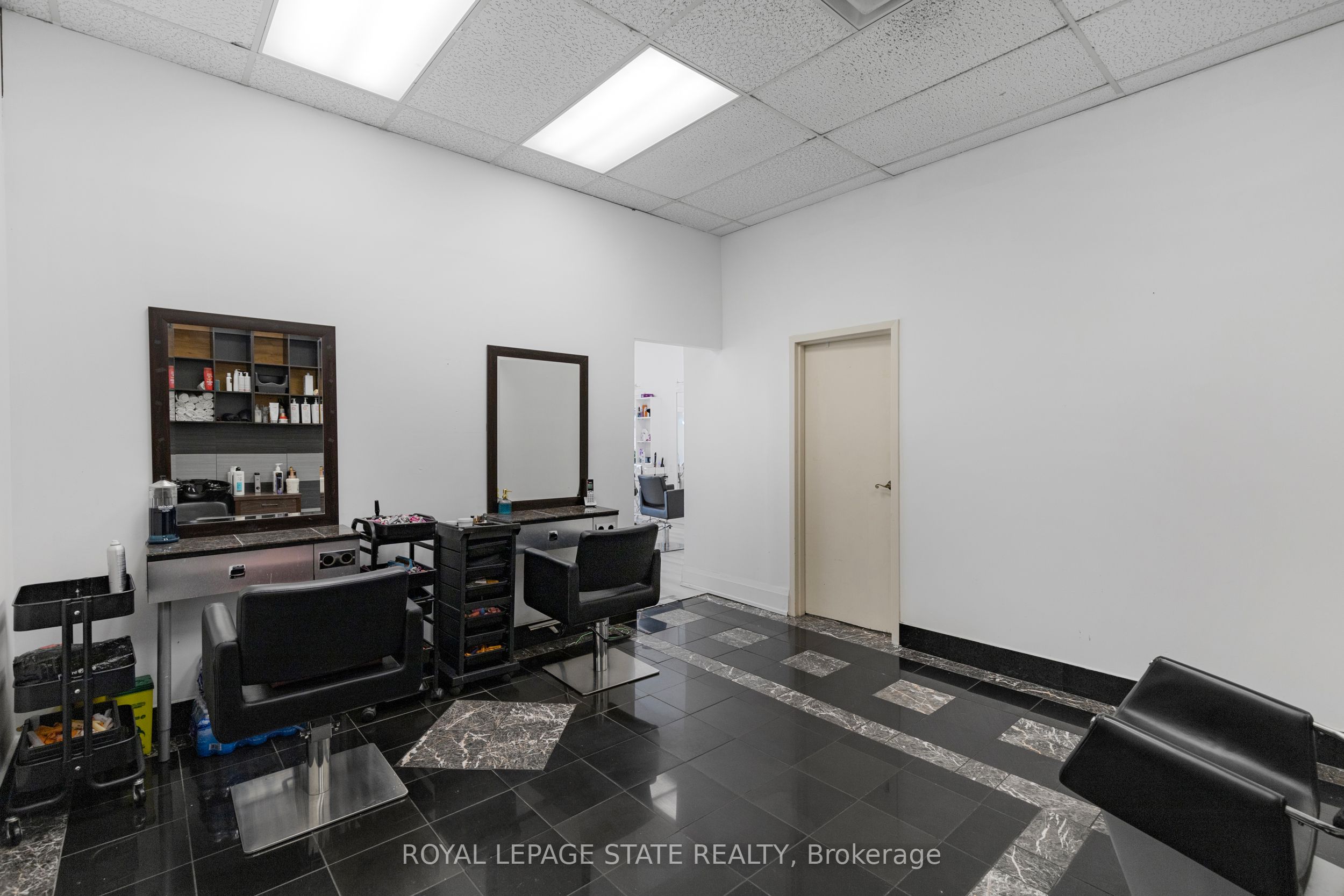 665 Plains Road E 6 Property Photo 18