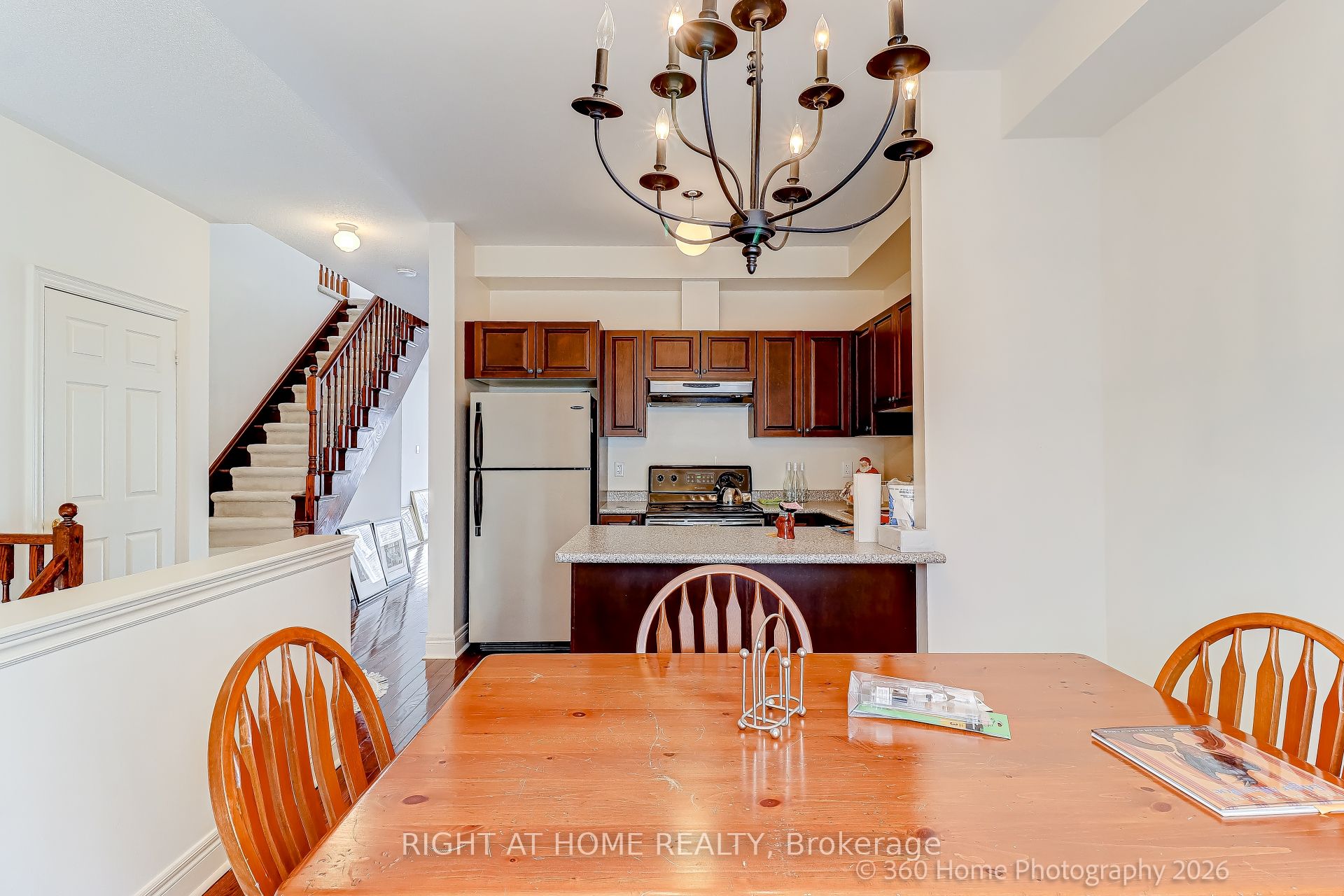 1130 Cawthra Road 2 Property Photo 7