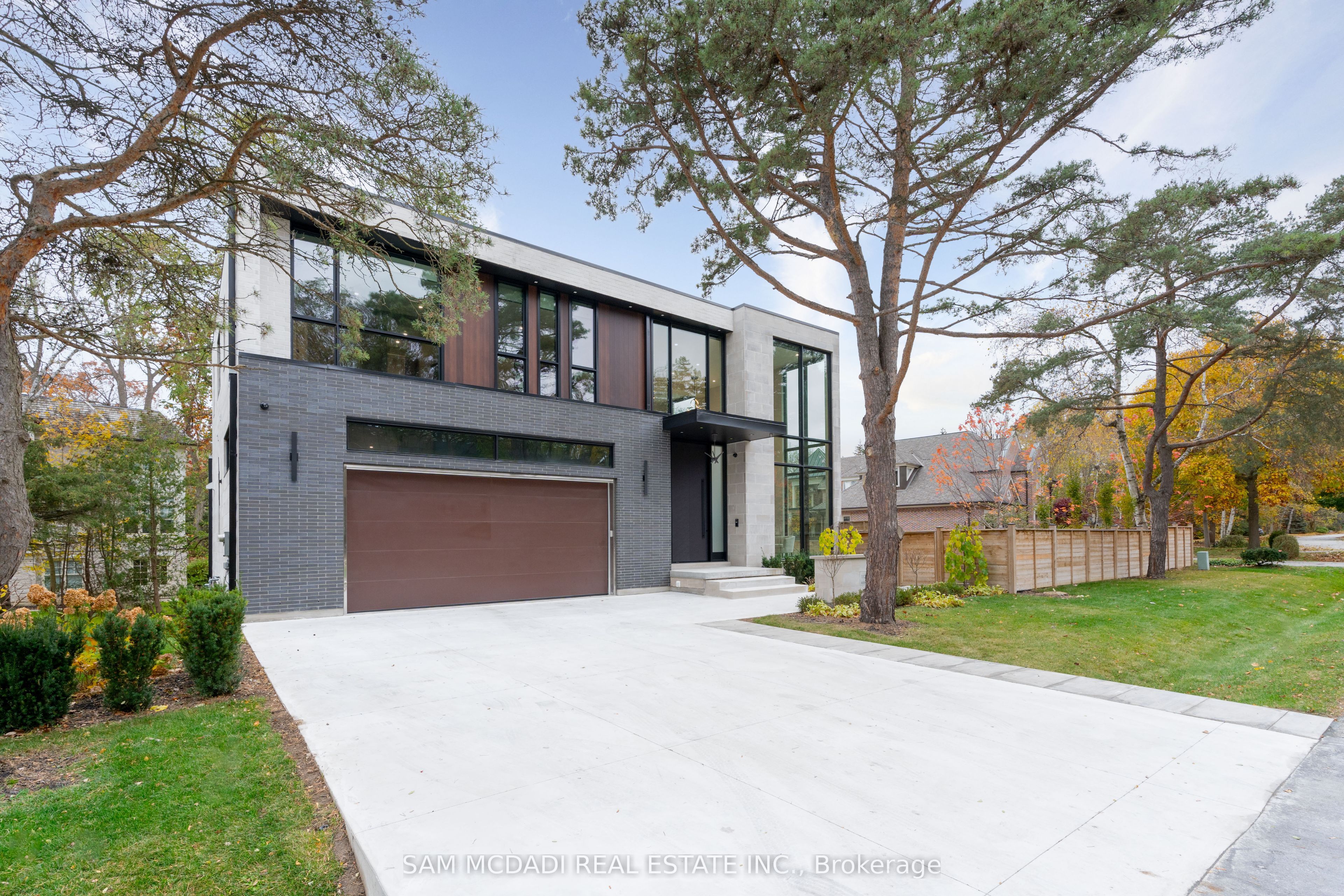 112 Elton Park Road Property Photo 1