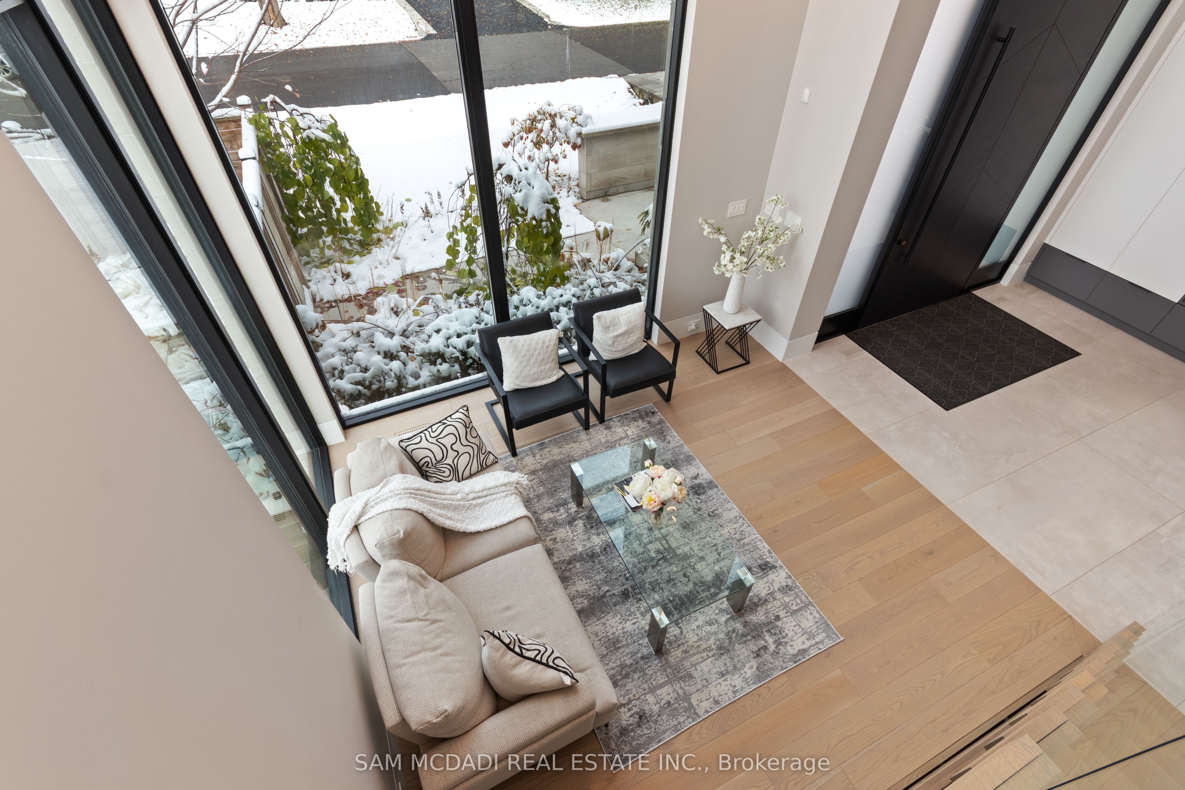 112 Elton Park Road Property Photo 6
