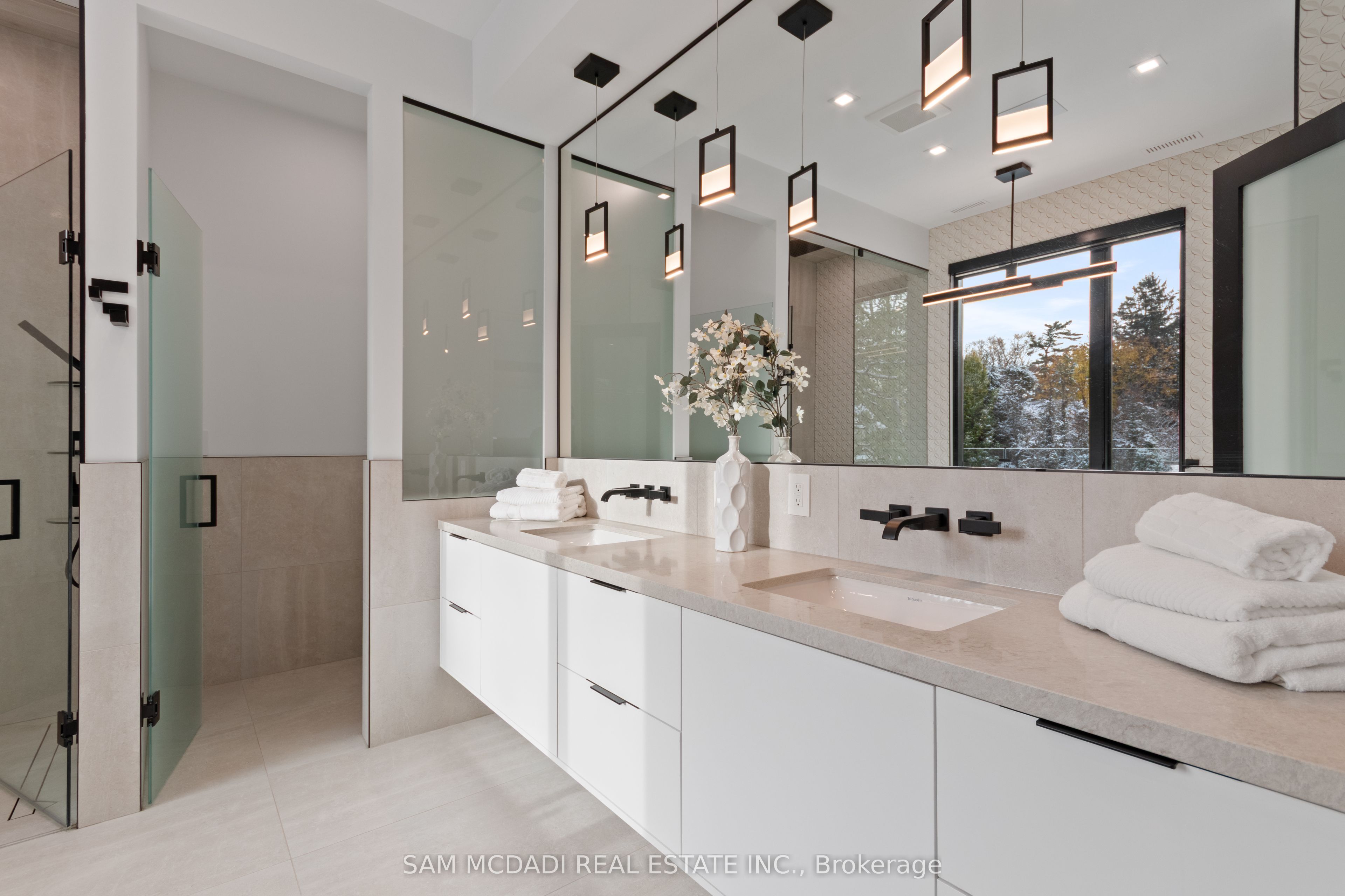 112 Elton Park Road Property Photo 11